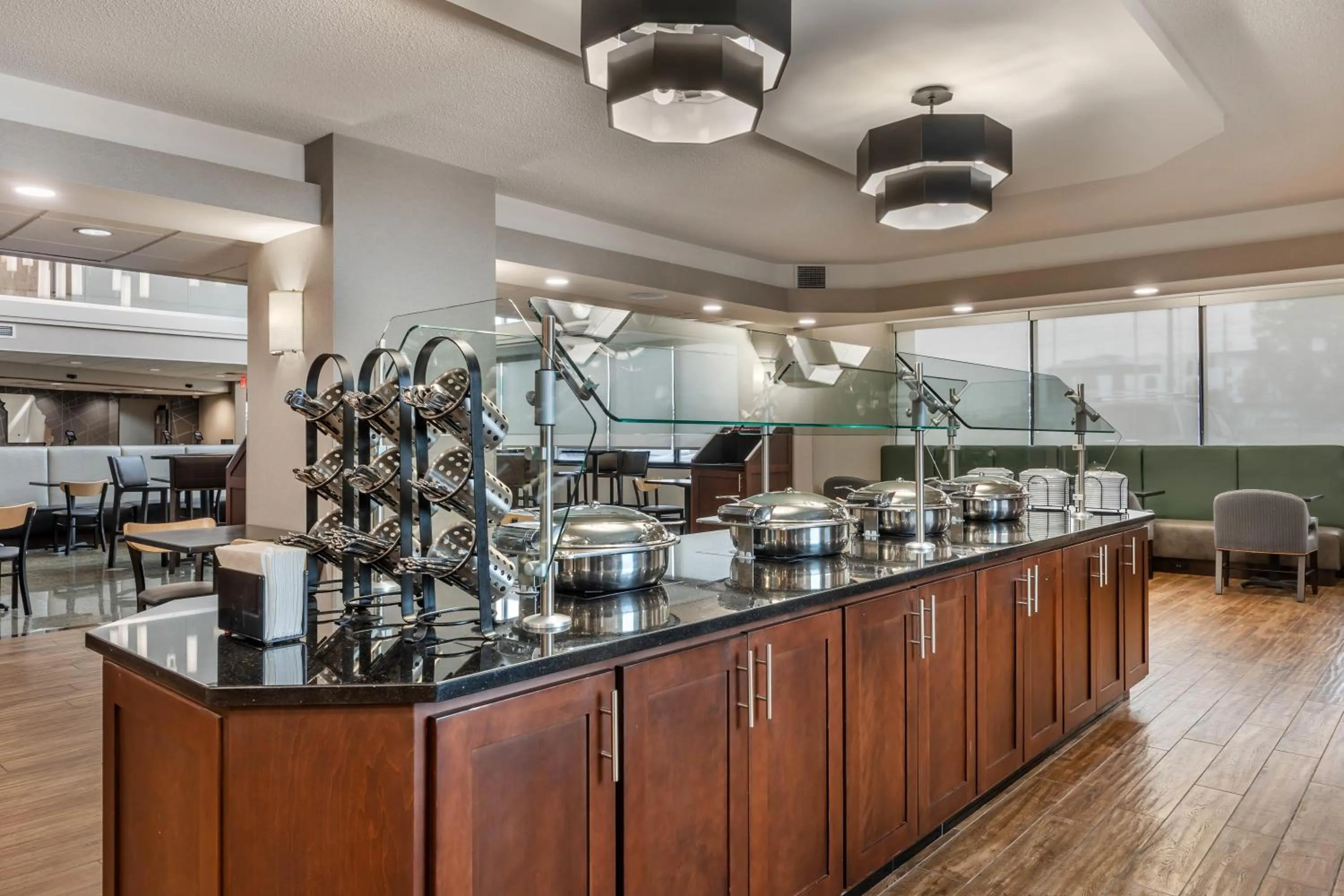 Breakfast in Drury Inn & Suites Springfield MO