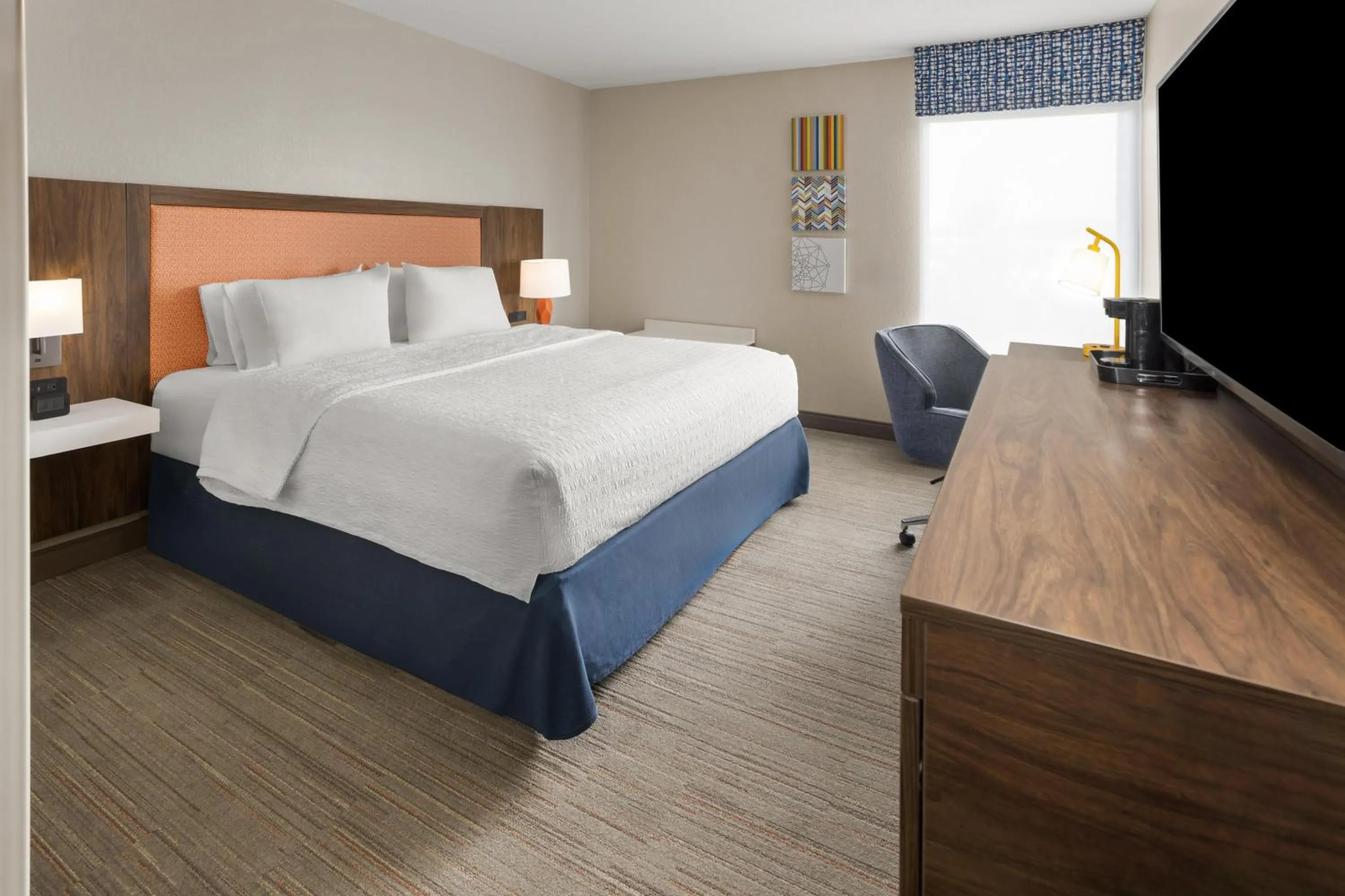 Bed in Hampton Inn Somerset
