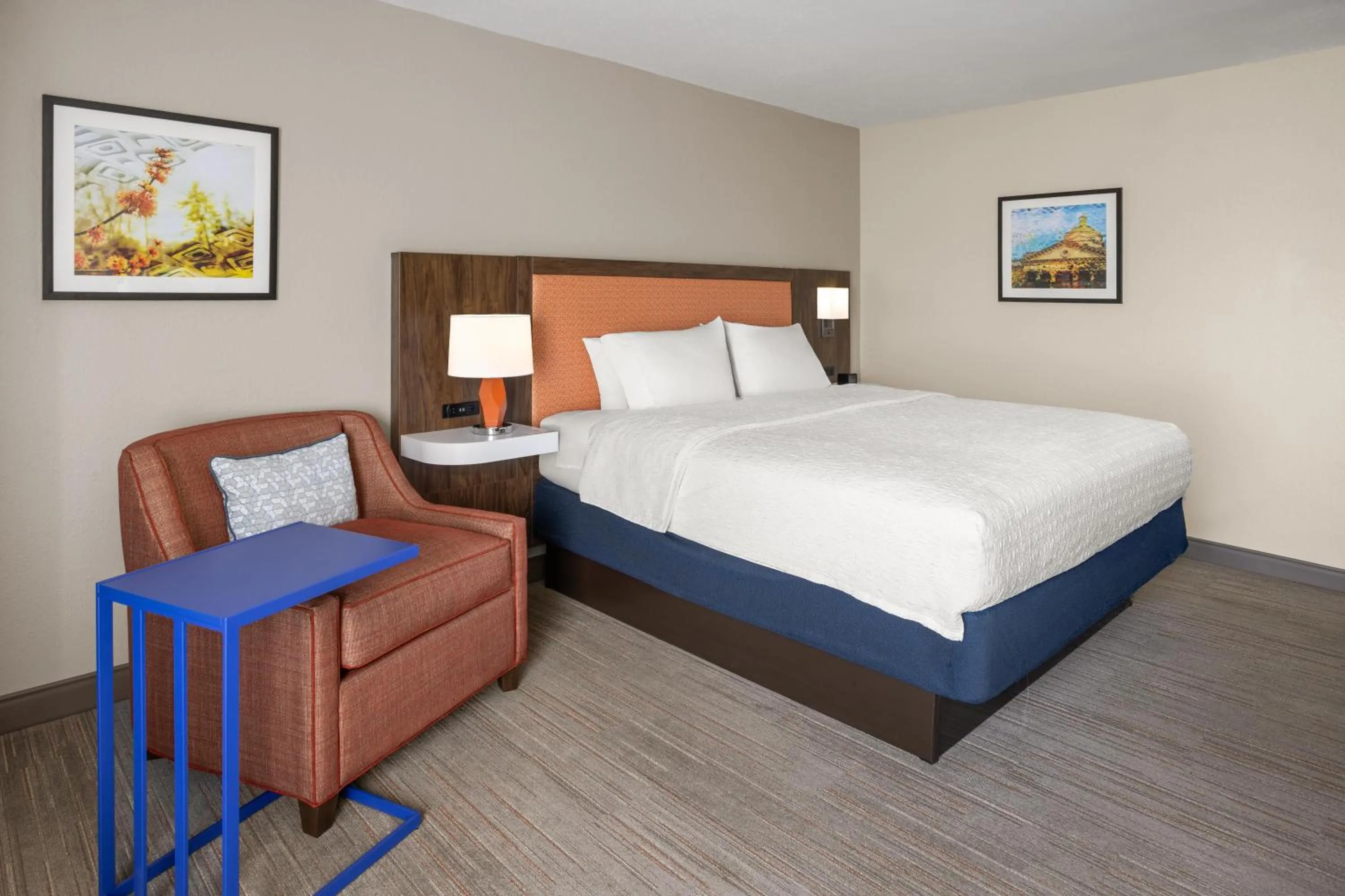 Bed in Hampton Inn Somerset