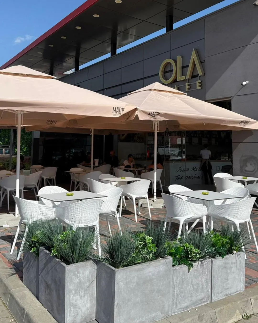Restaurant/places to eat in Brasov Altipiani Apartments