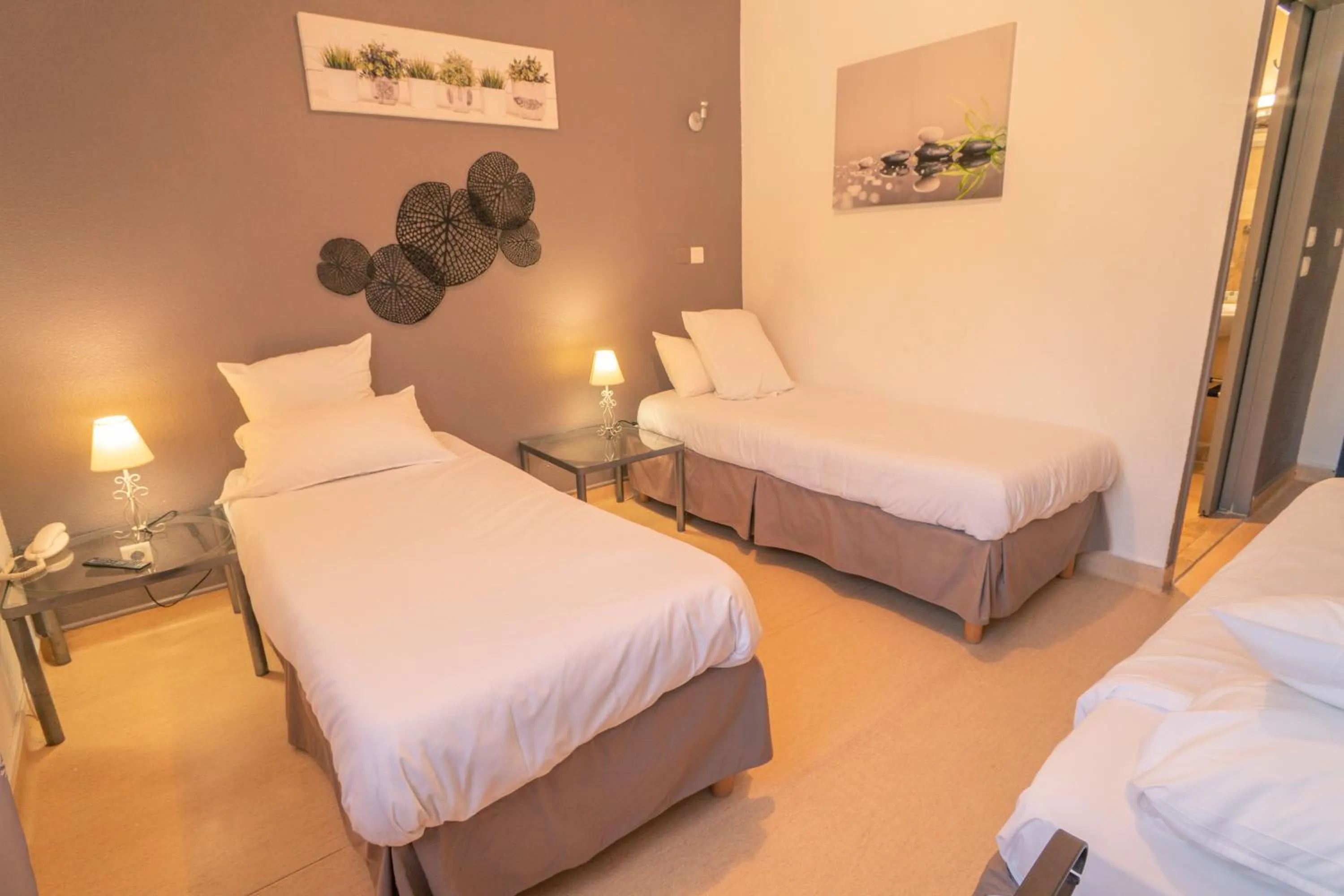 Bed in Le President-Gare Nimes Pont Du Gard