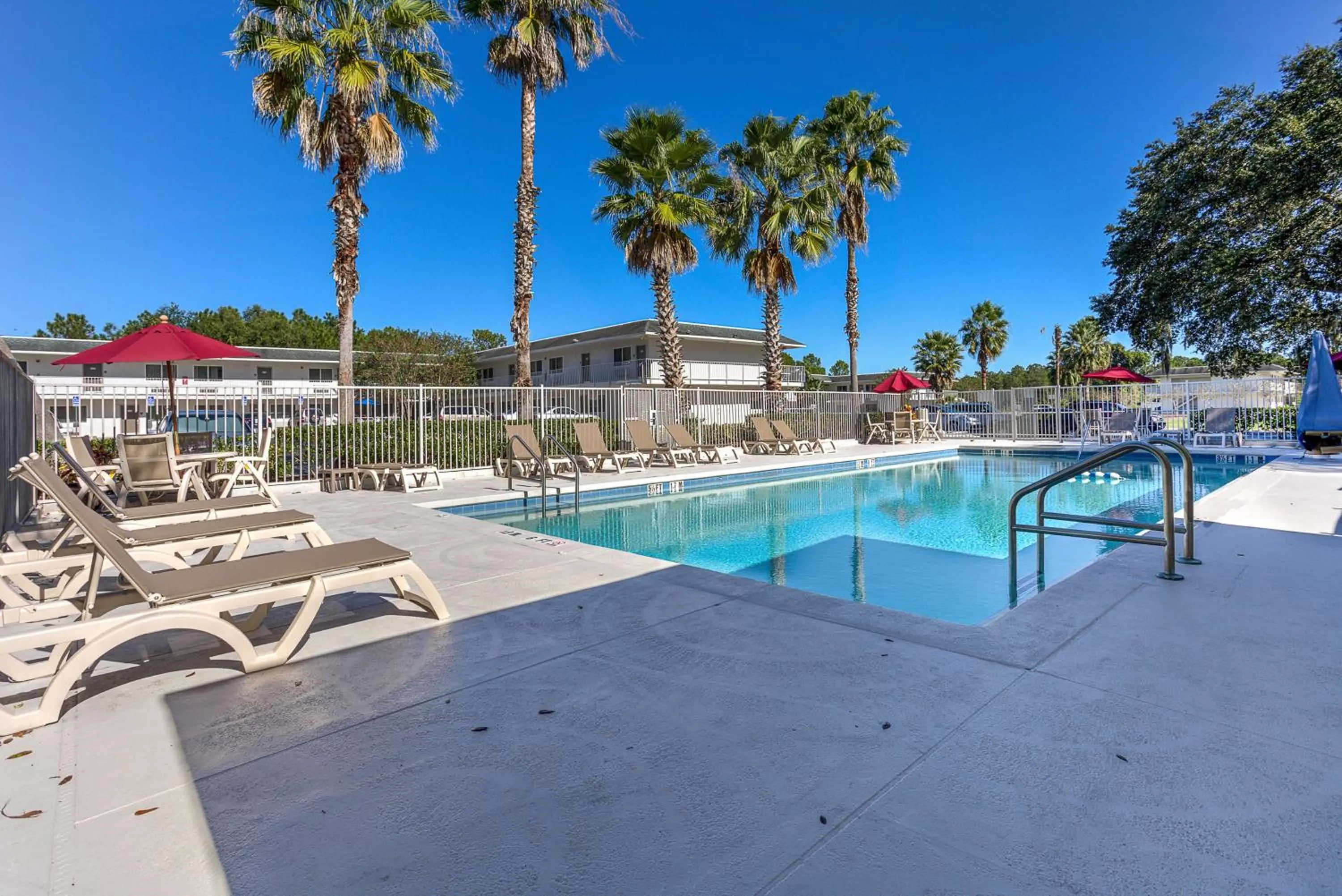 Day in Studio 6-Kissimmee, FL - Orlando