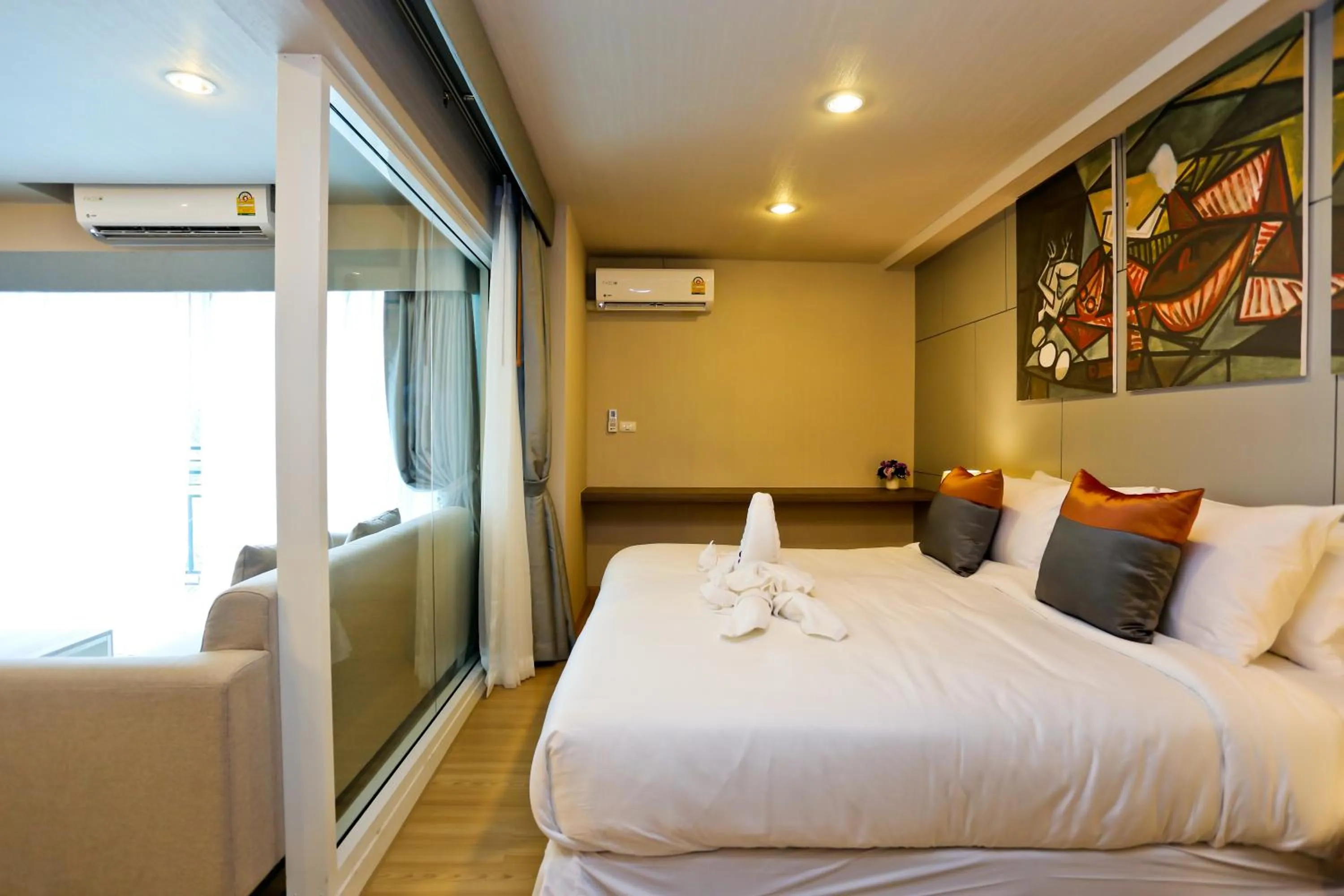 Bed in Le Breeze Resort Hua hin