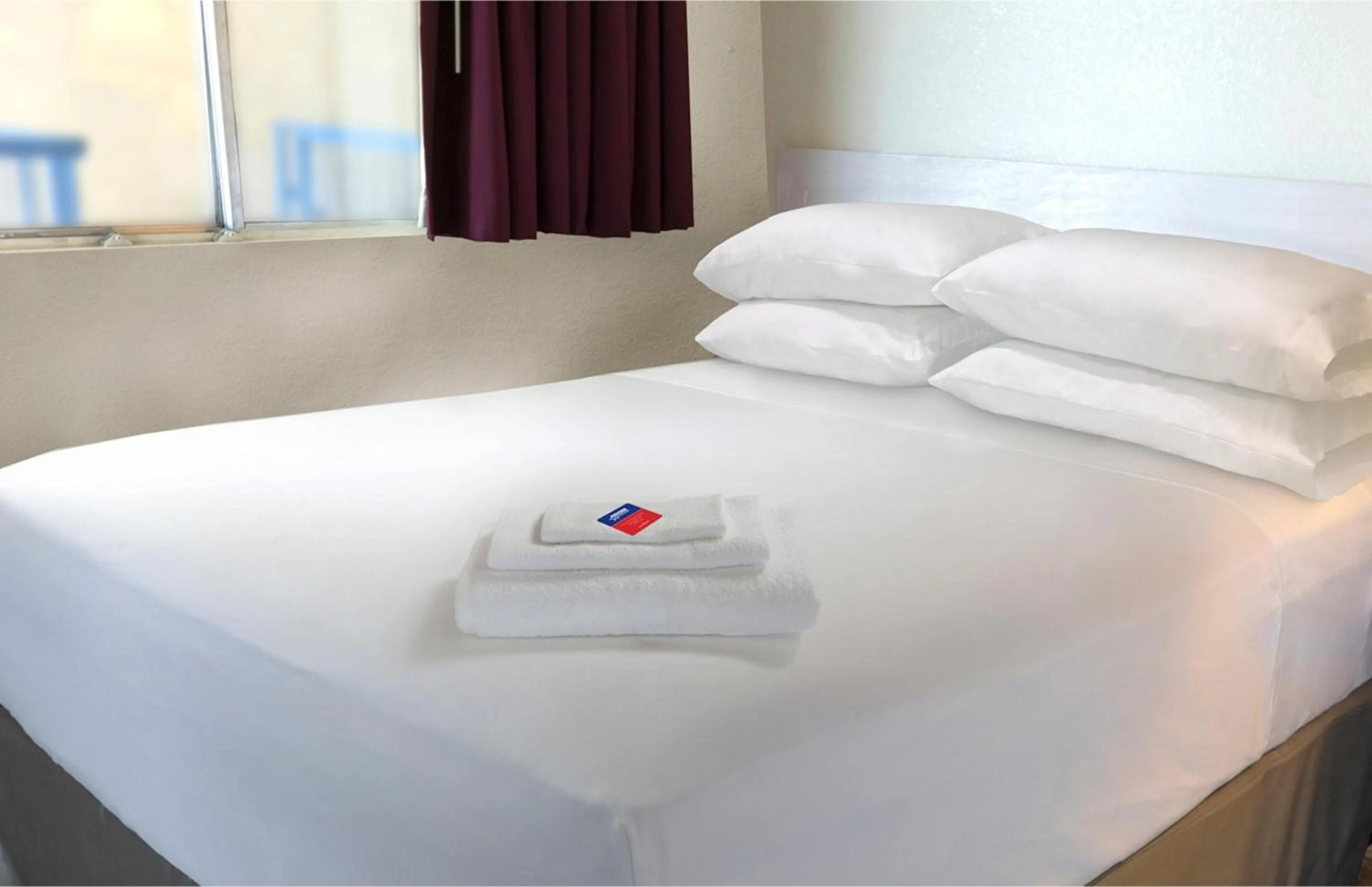 Bedroom, Bed in Americas Best Value Inn & Suites Monroe