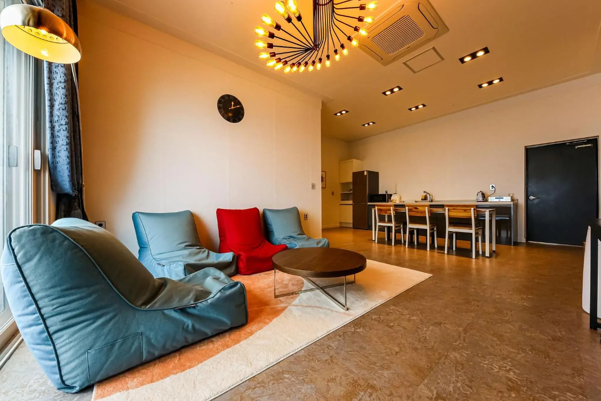 Living room in Merrymud Hotel Living room in Merrymud Hotel