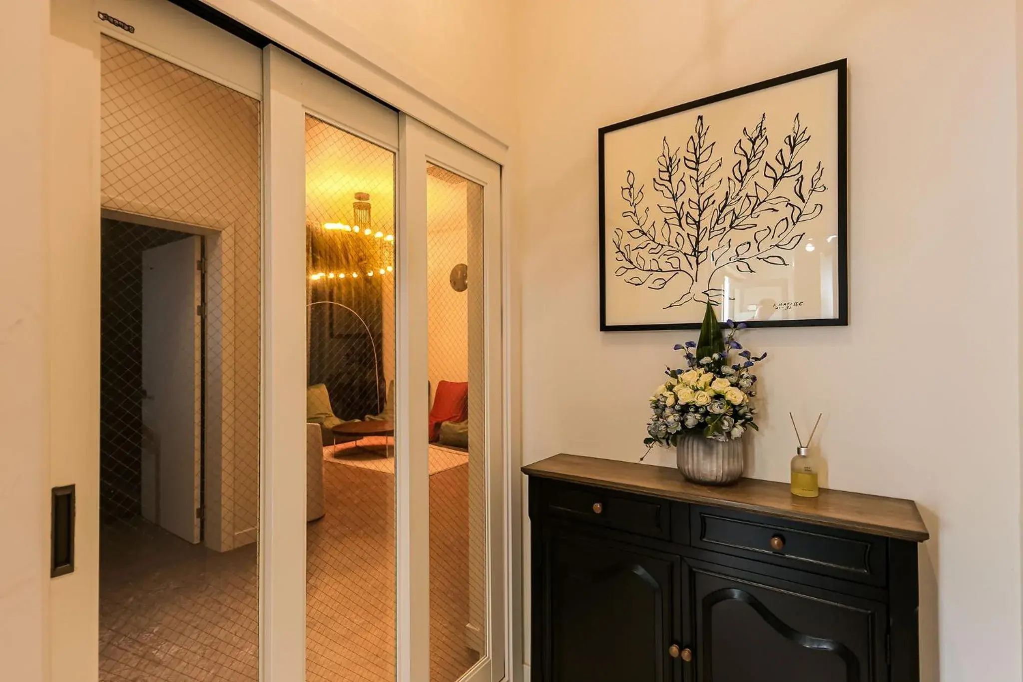 Photo of the whole room in Merrymud Hotel Photo of the whole room in Merrymud Hotel