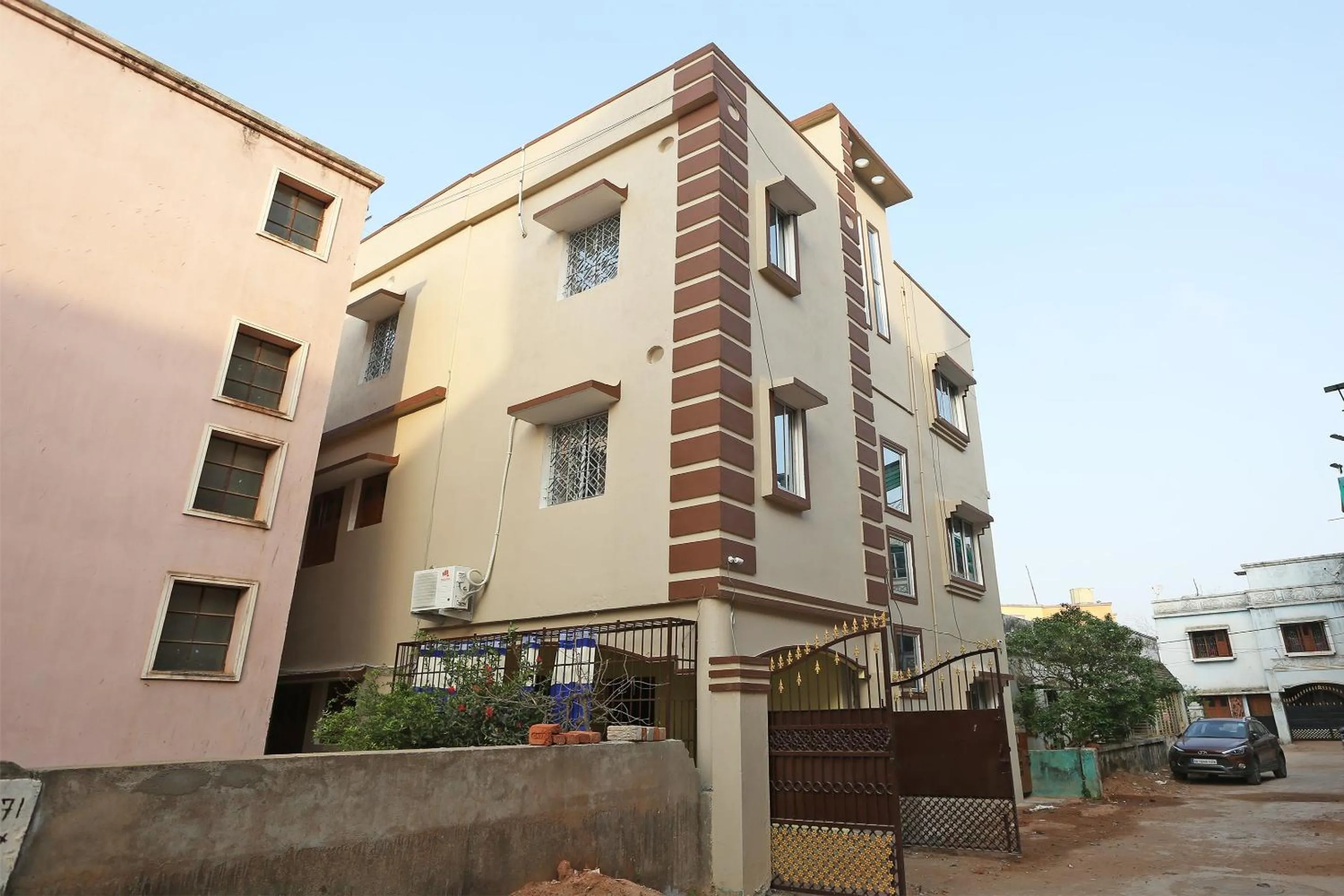 Facade/entrance in Hotel O Nandan Residency