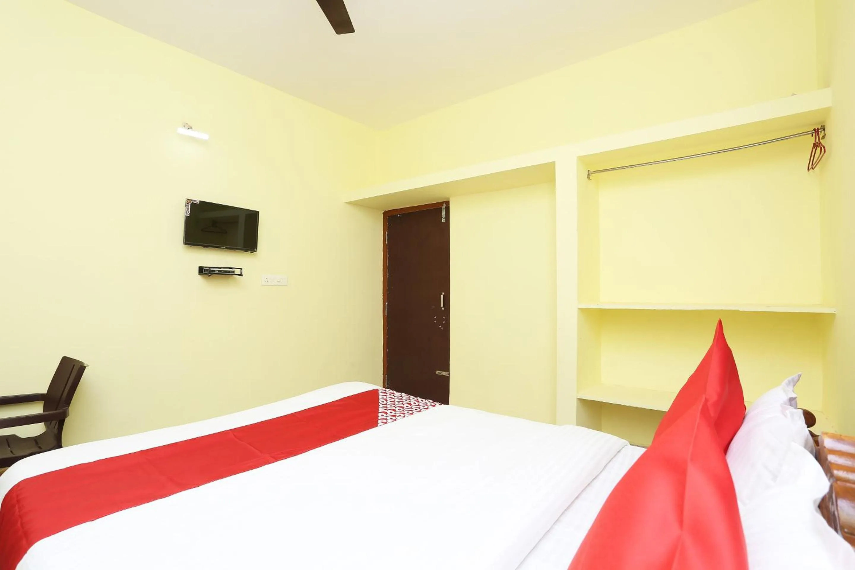 Bedroom in Hotel O Nandan Residency