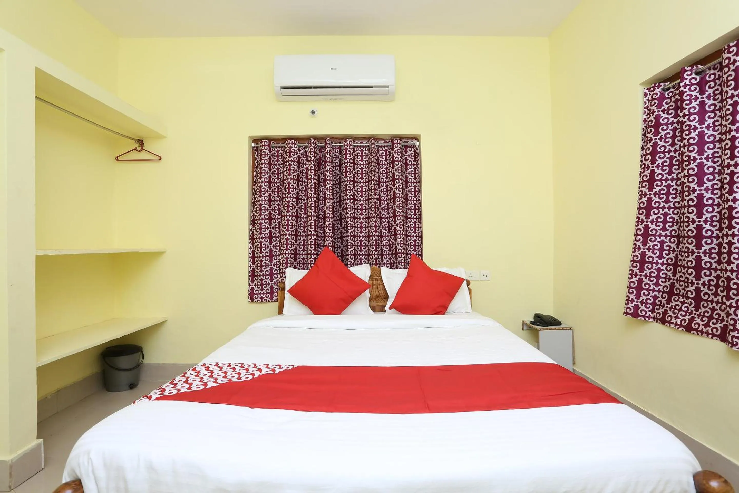 Bedroom in Hotel O Nandan Residency