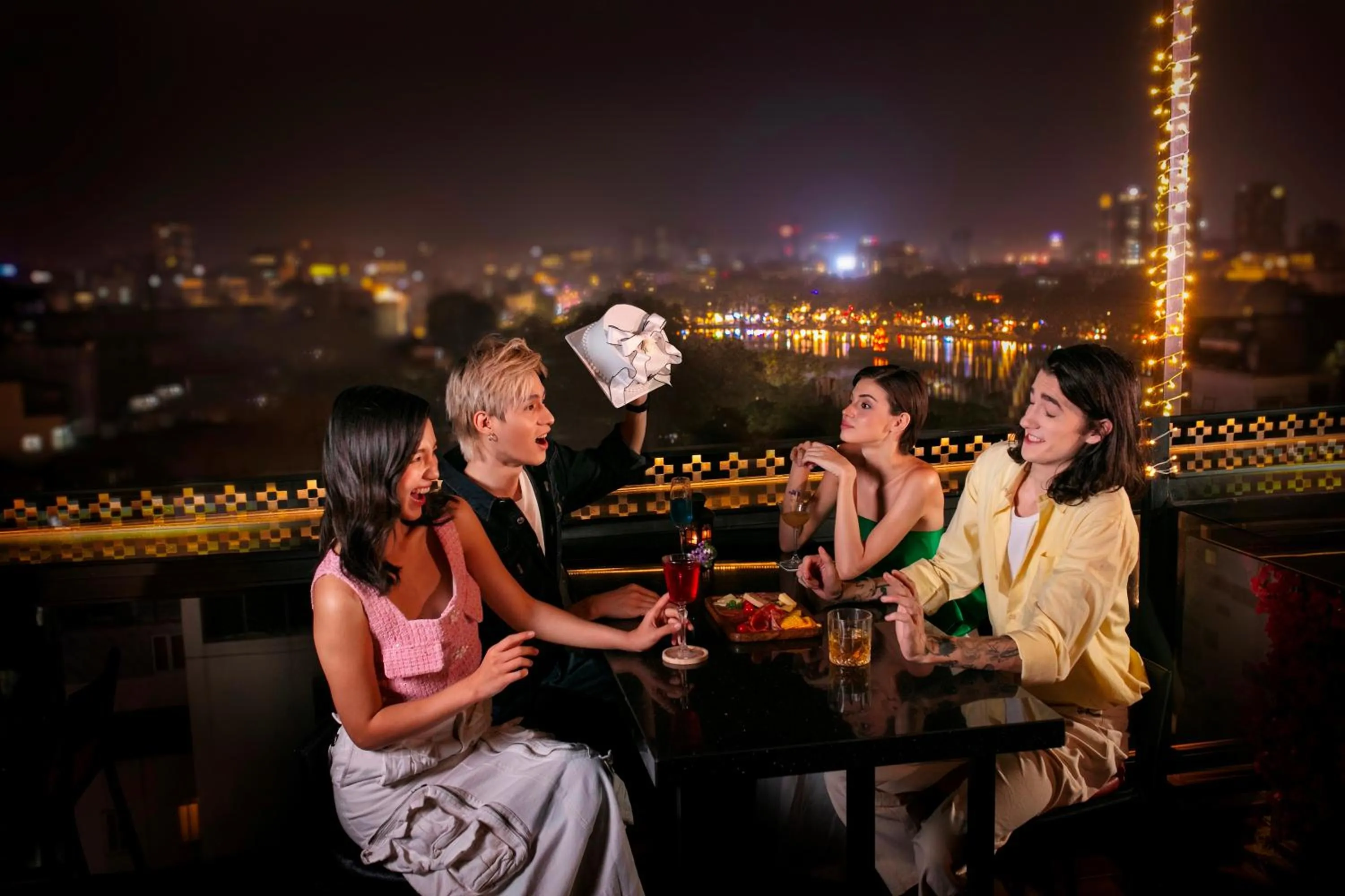 Night in Aurora Premium - A Lifestyle Hotel