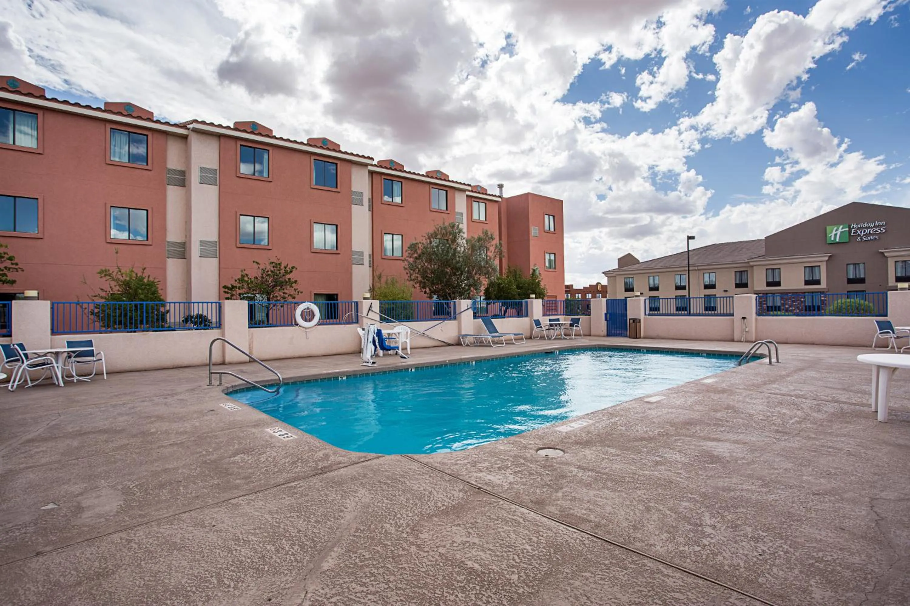 Swimming pool in Motel 6-Page, AZ