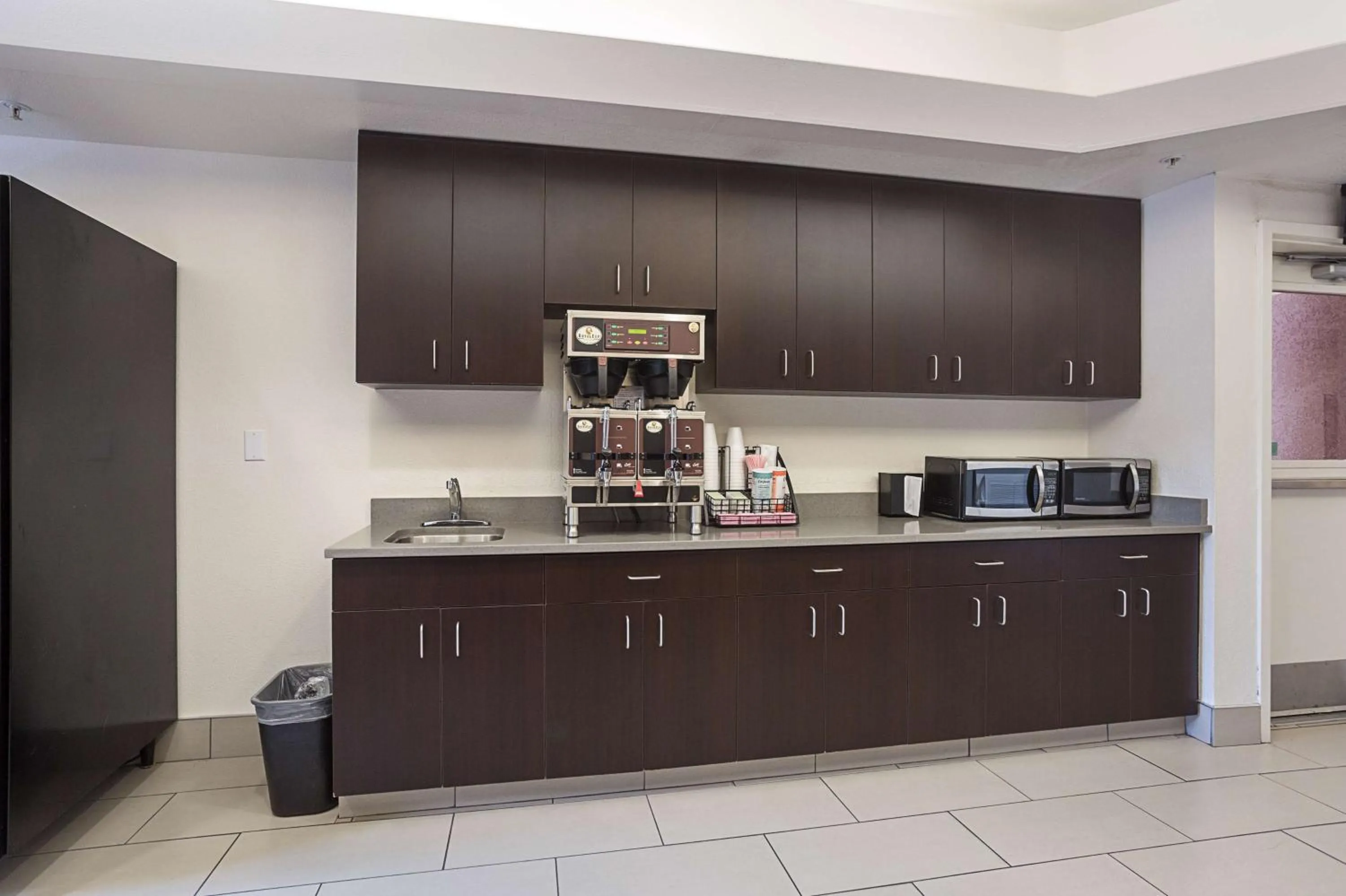 Coffee/tea facilities in Motel 6-Page, AZ