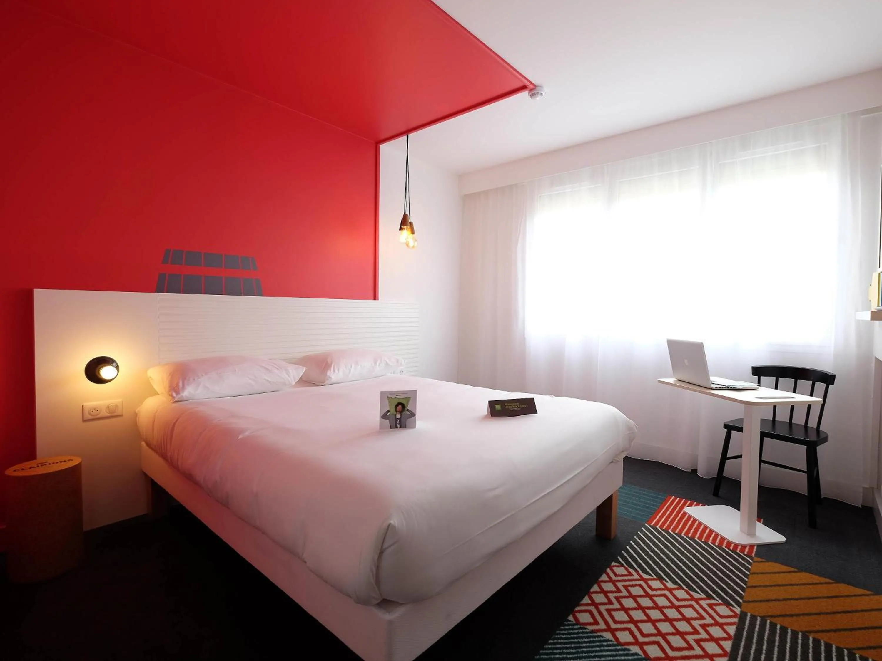 Bedroom, Bed in Hôtel ibis Styles Auxerre Nord