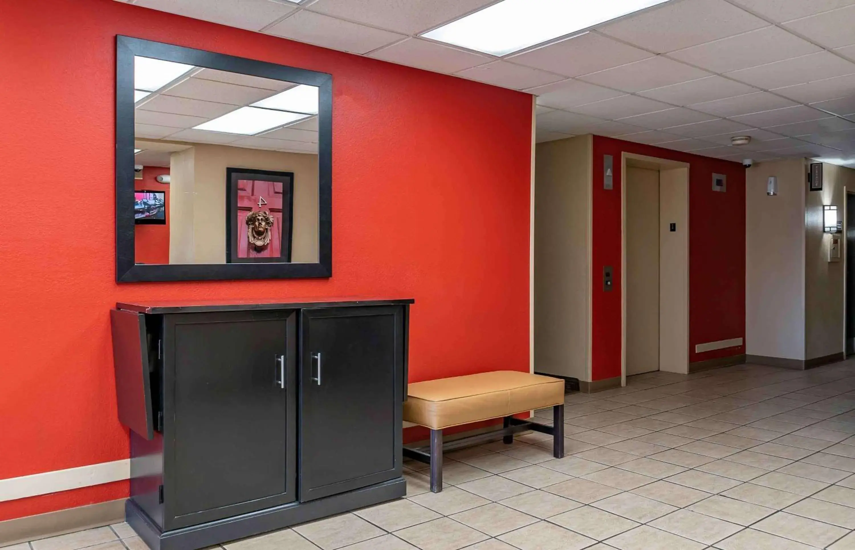 Lobby or reception in Extended Stay America Suites - Detroit - Ann Arbor - Briarwood Mall Lobby or reception in Extended Stay America Suites - Detroit - Ann Arbor - Briarwood Mall