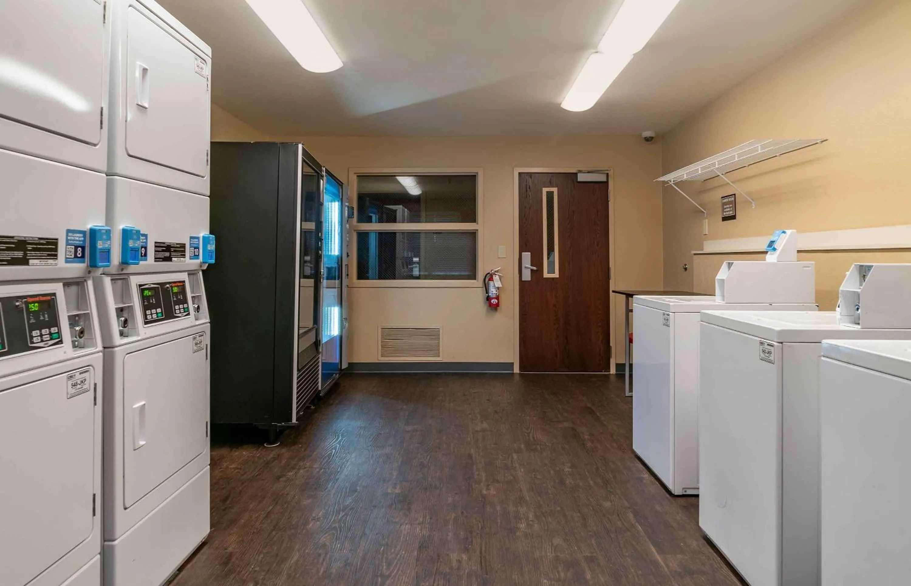 Property building in Extended Stay America Suites - Detroit - Ann Arbor - Briarwood Mall