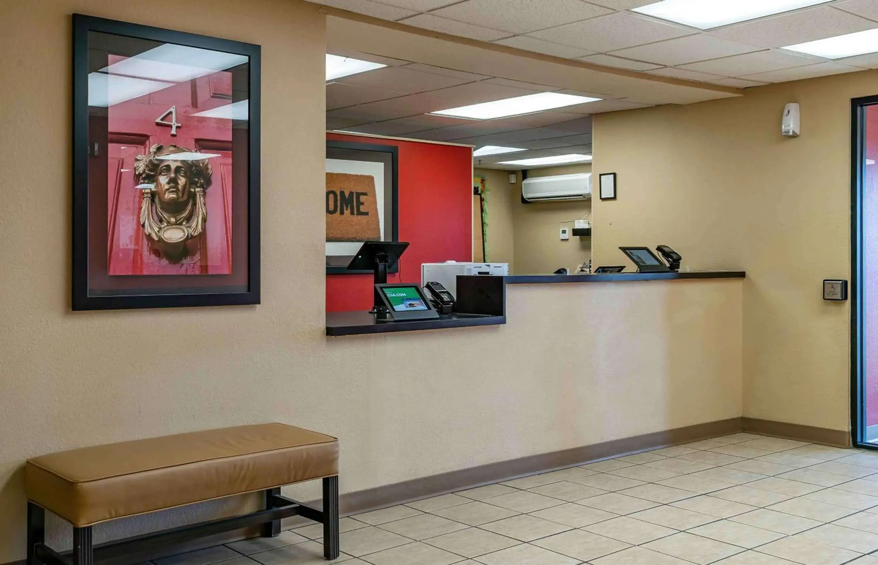 Lobby or reception in Extended Stay America Suites - Detroit - Ann Arbor - Briarwood Mall Lobby or reception in Extended Stay America Suites - Detroit - Ann Arbor - Briarwood Mall