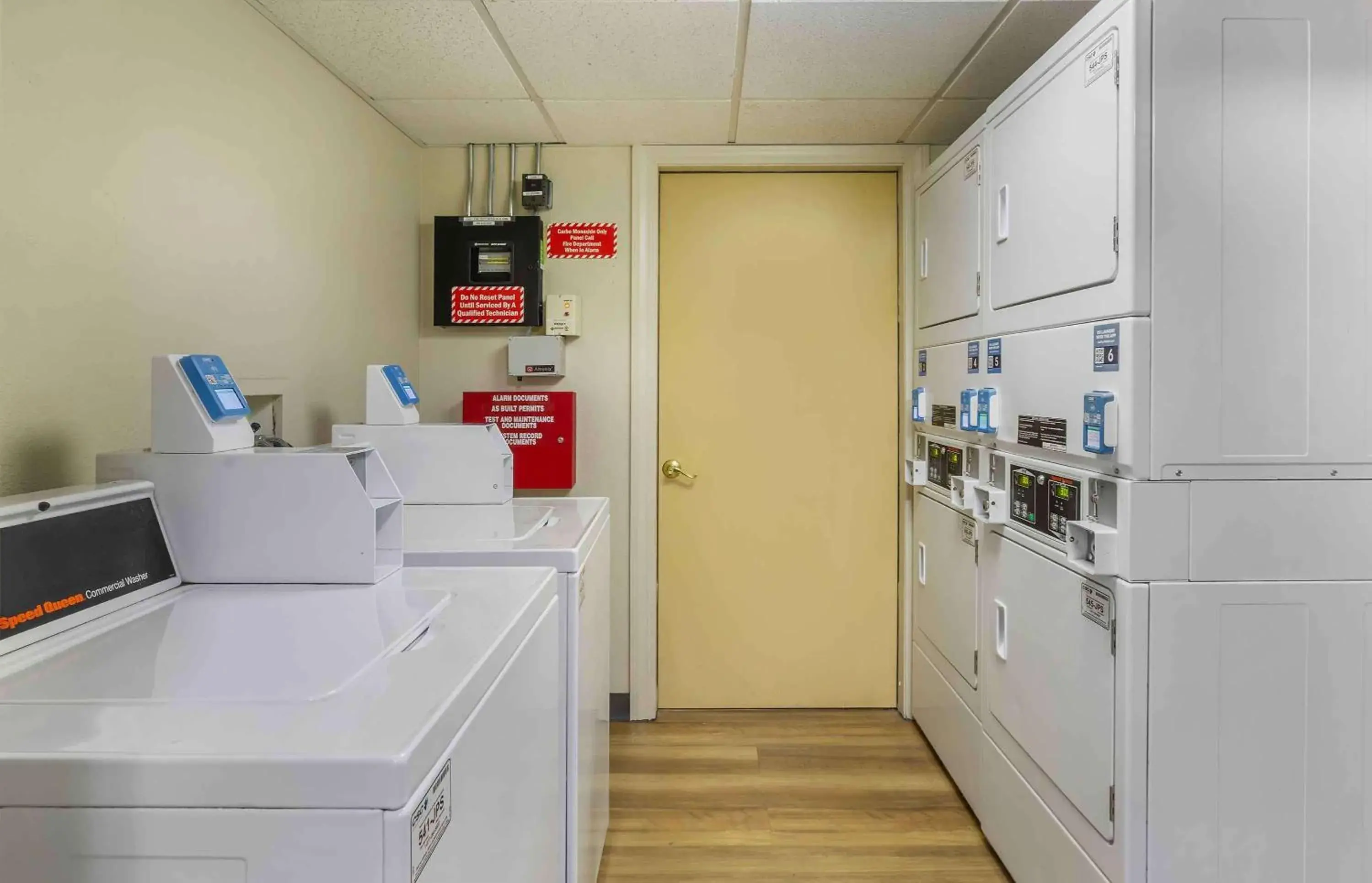 Property building in Extended Stay America Suites - Boston - Westborough - Computer Dr Property building in Extended Stay America Suites - Boston - Westborough - Computer Dr