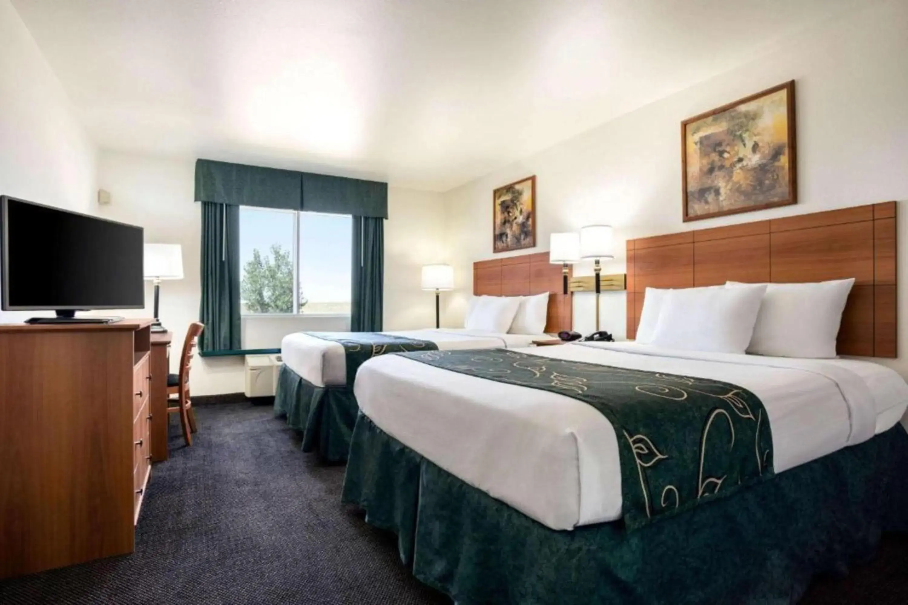 Bed in Travelodge by Wyndham Bill WY Thunder Basin Ntl Grassland Bed in Travelodge by Wyndham Bill WY Thunder Basin Ntl Grassland