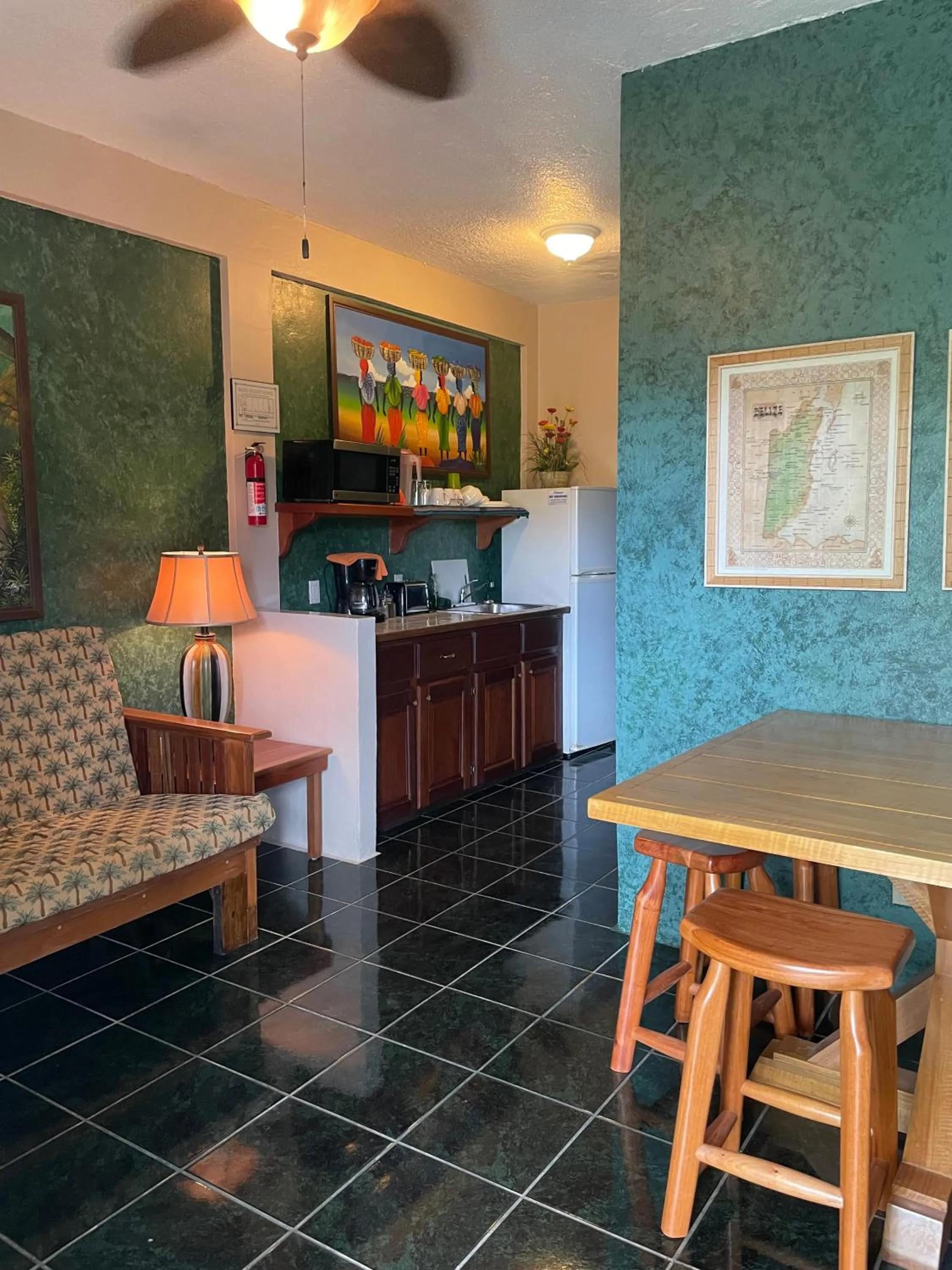 Kitchen or kitchenette in Belize Budget Suites