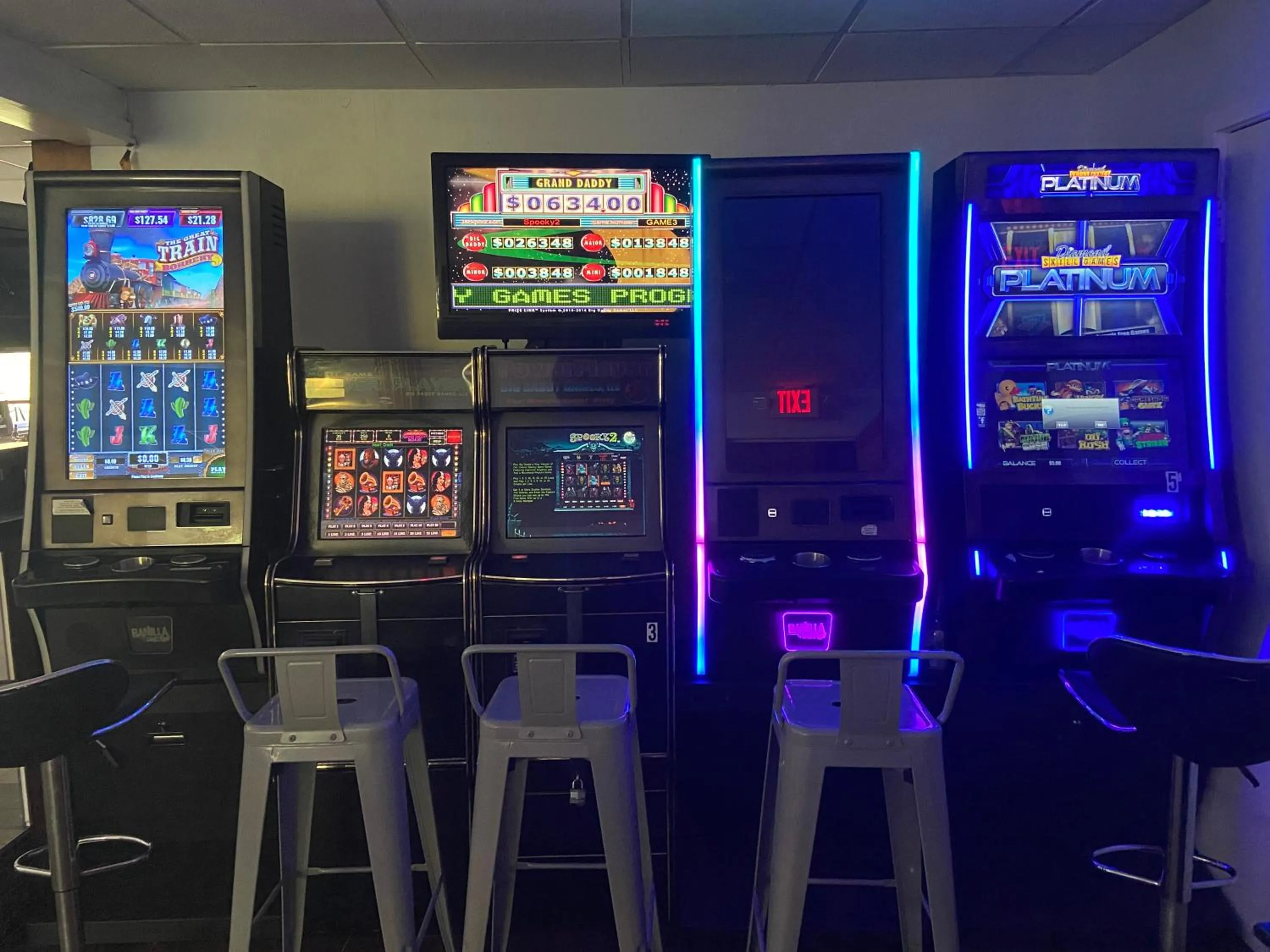 Casino in Travelodge by Wyndham Water's Edge Hotel - Racine