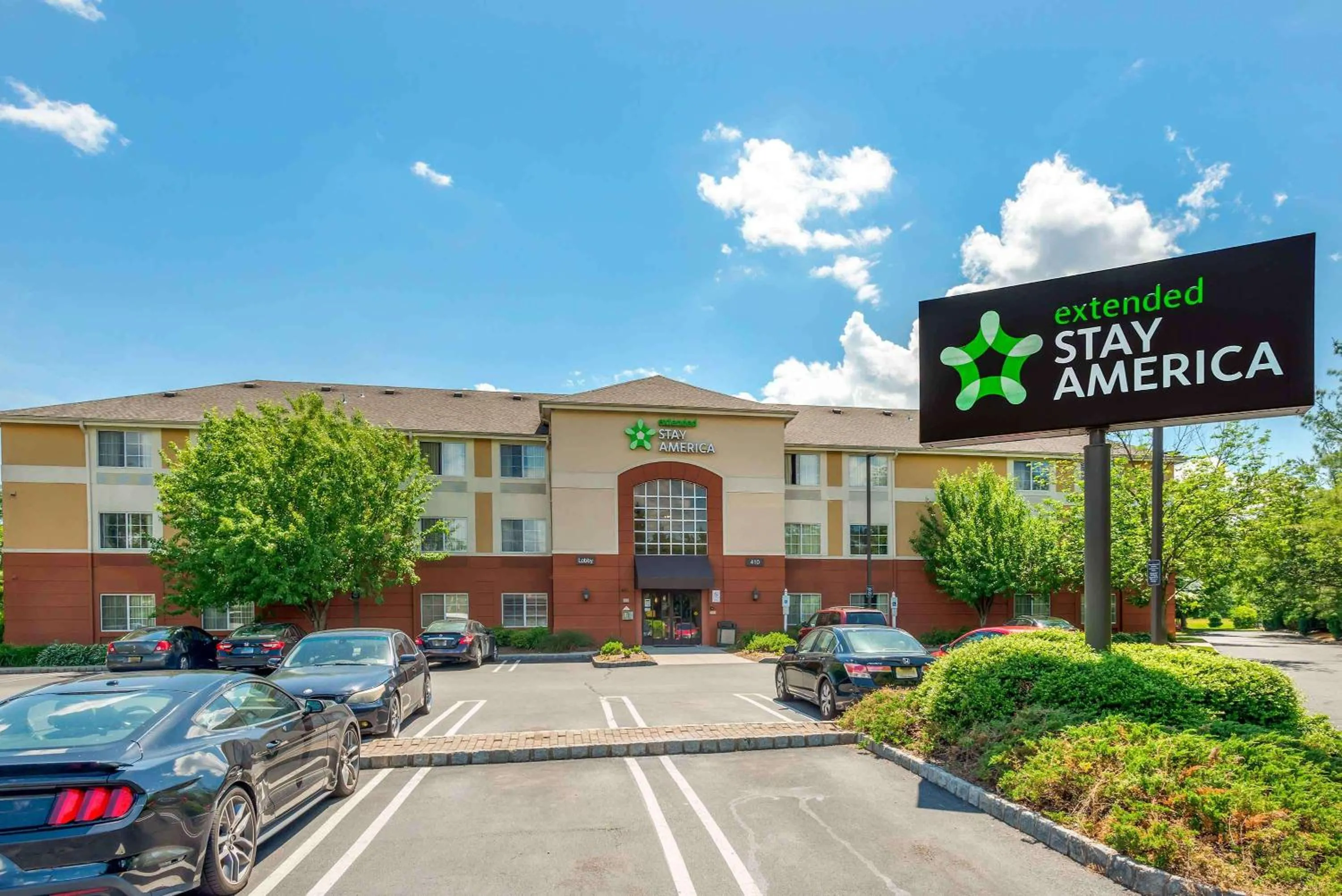 Property building in Extended Stay America Suites - Piscataway - Rutgers University