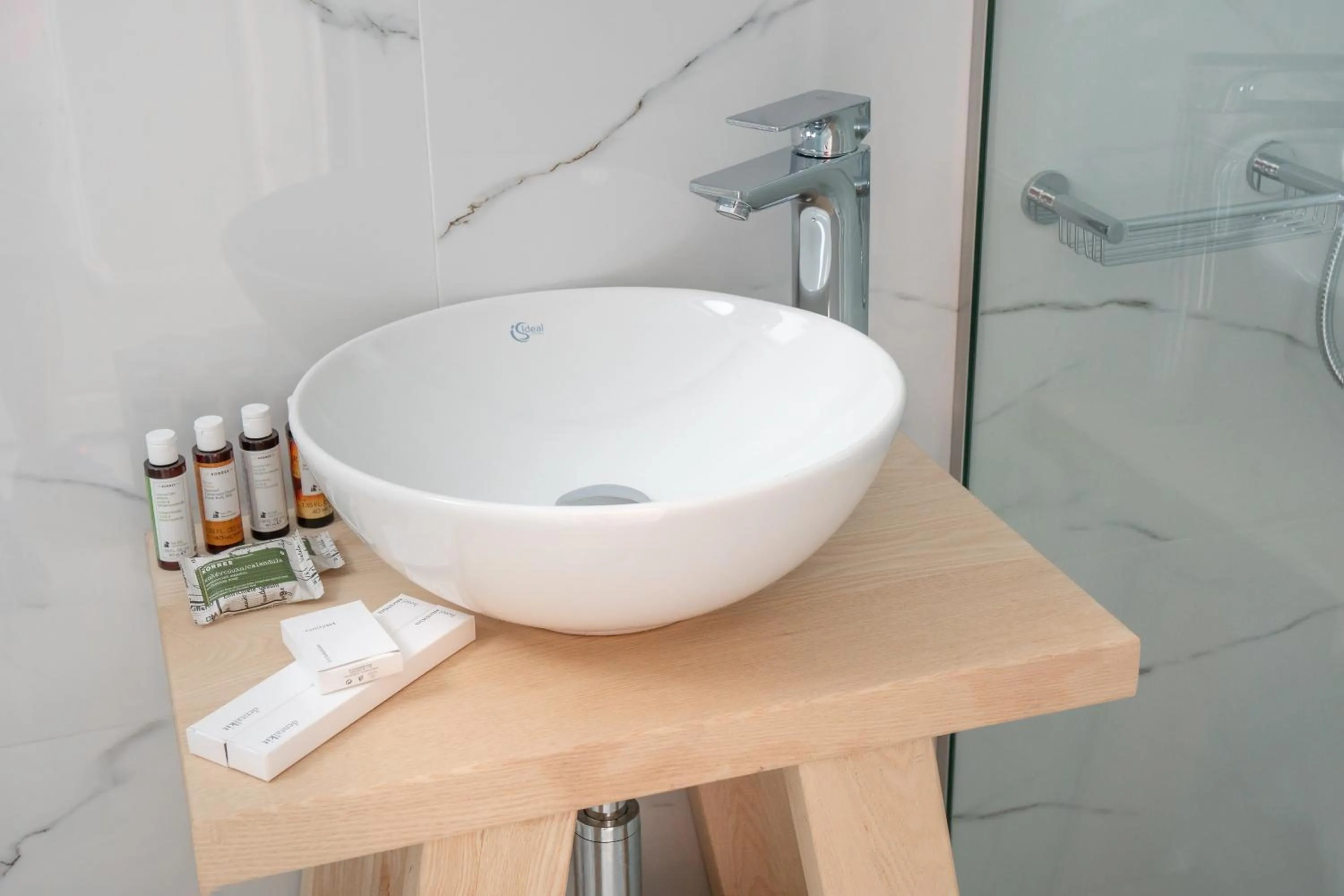 Toilet in Central Suites Mykonos