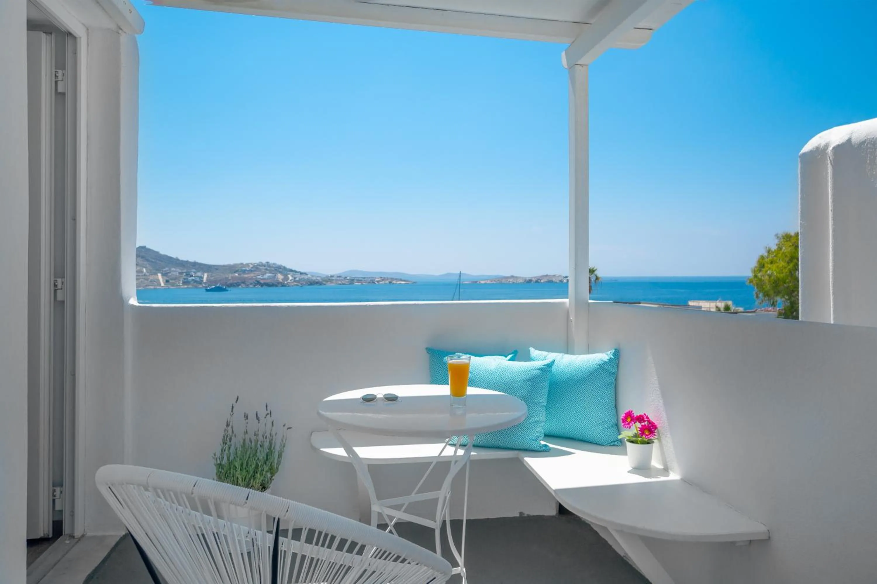 Sea view in Central Suites Mykonos
