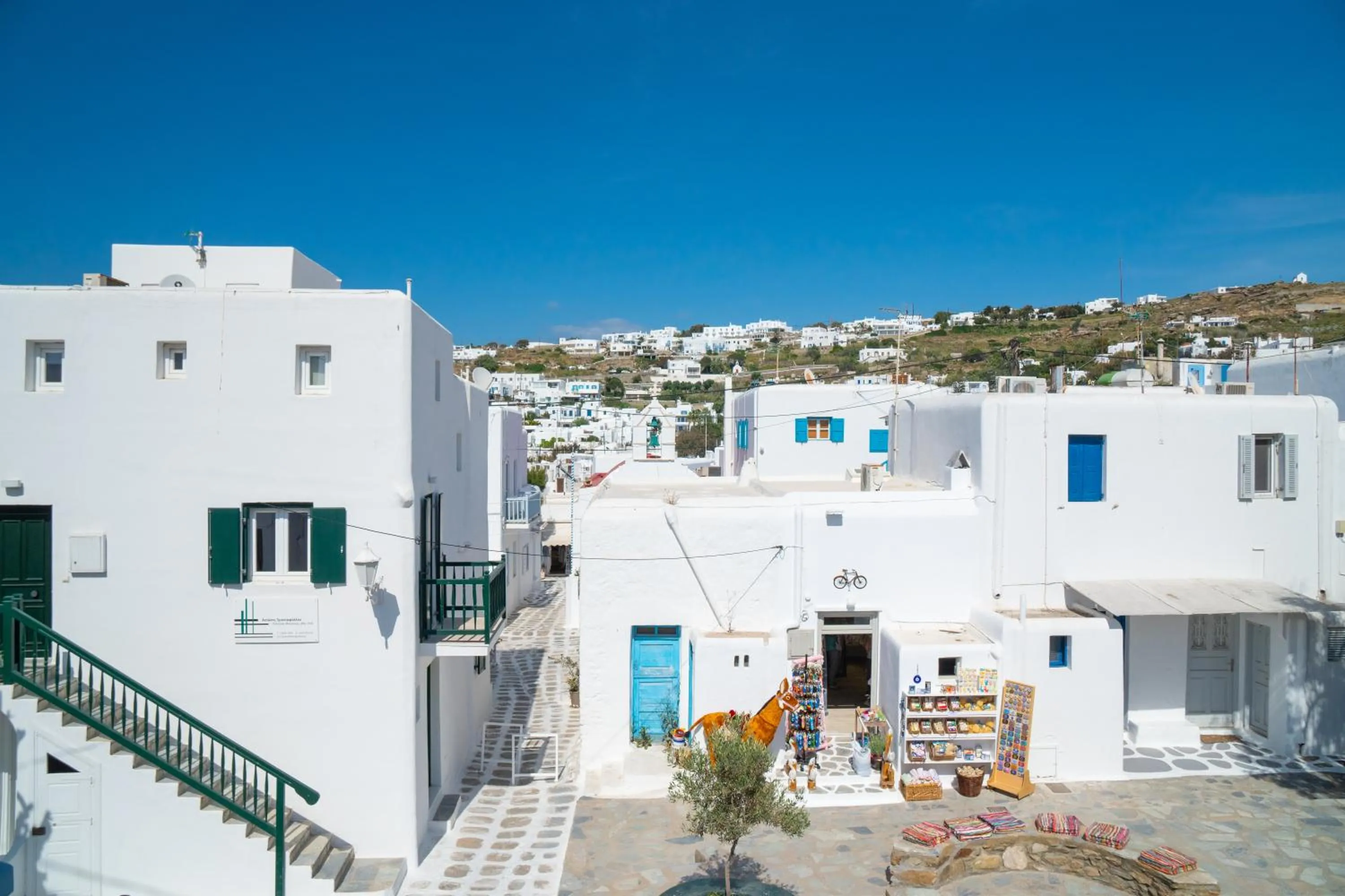 Street view in Central Suites Mykonos