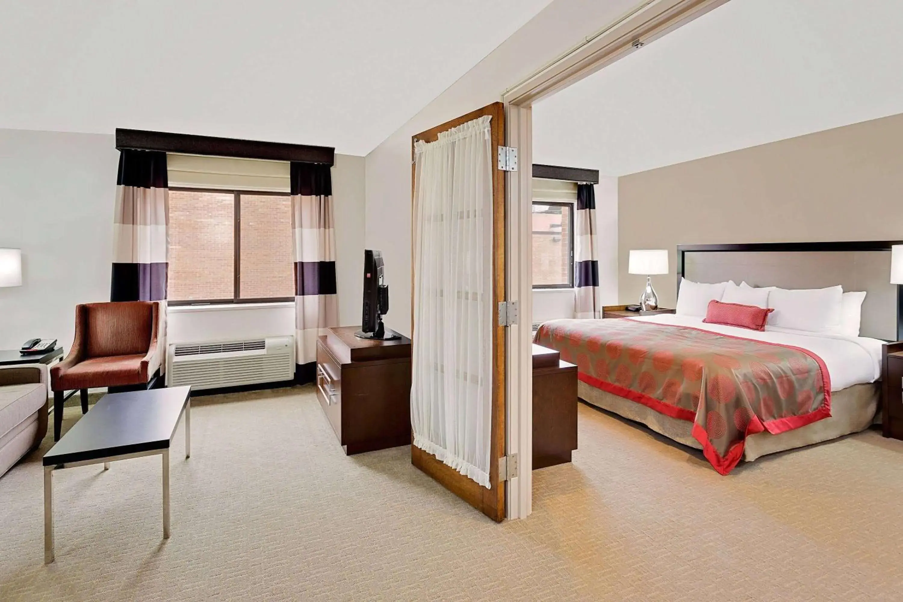 Photo of the whole room, Bed in Ramada by Wyndham Marquette Photo of the whole room, Bed in Ramada by Wyndham Marquette