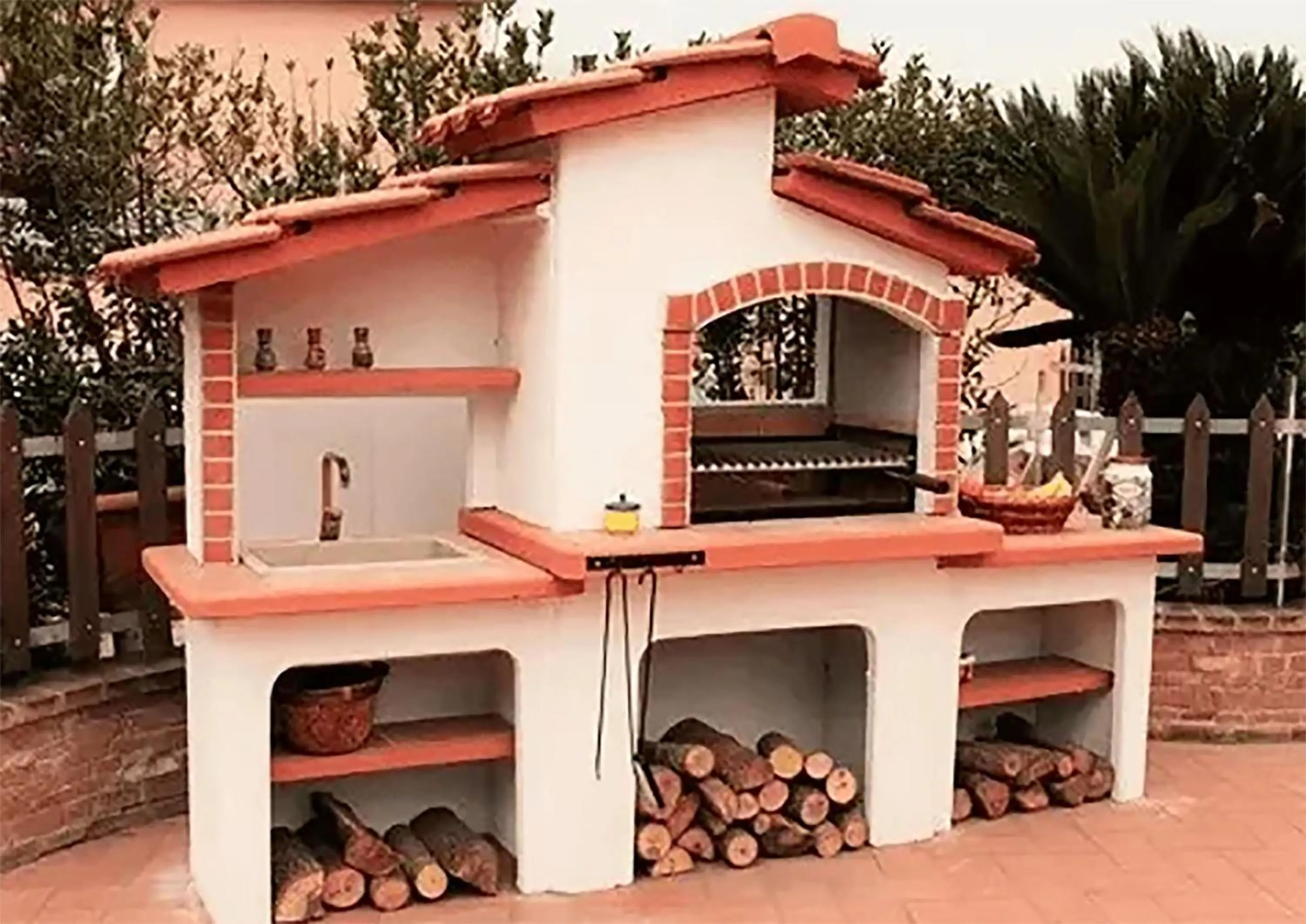 BBQ facilities in Small Paradise Palermo