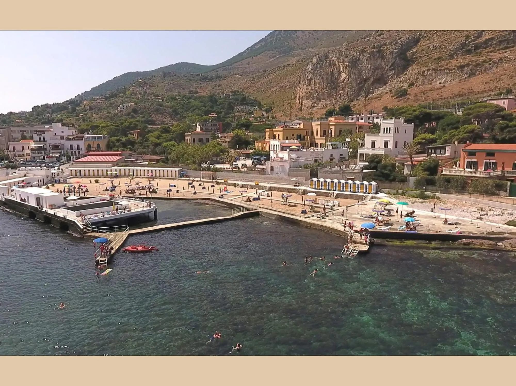 Nearby landmark in Small Paradise Palermo