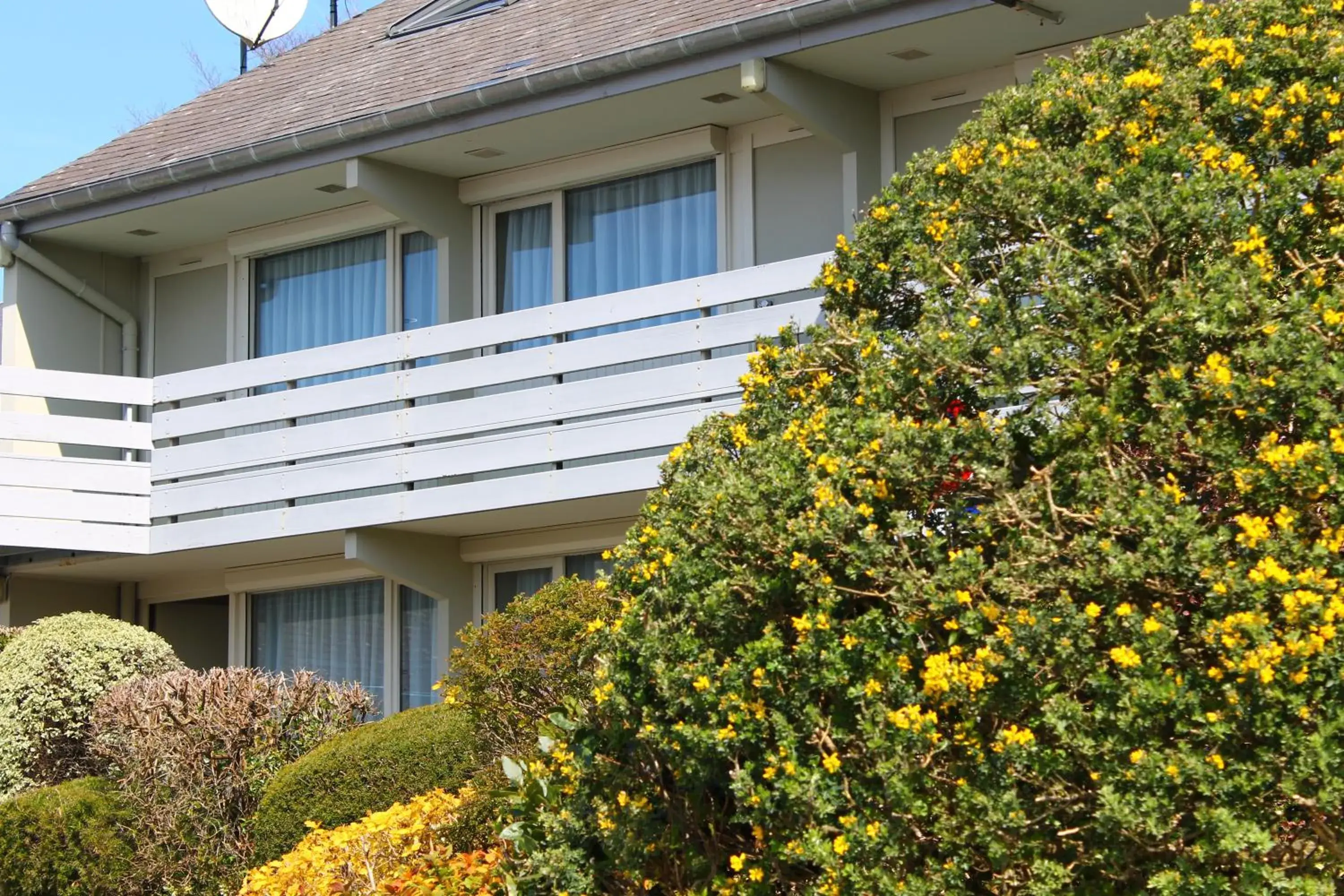 Property building in The Originals City, Hôtel A Pic, Cherbourg Property building in The Originals City, Hôtel A Pic, Cherbourg