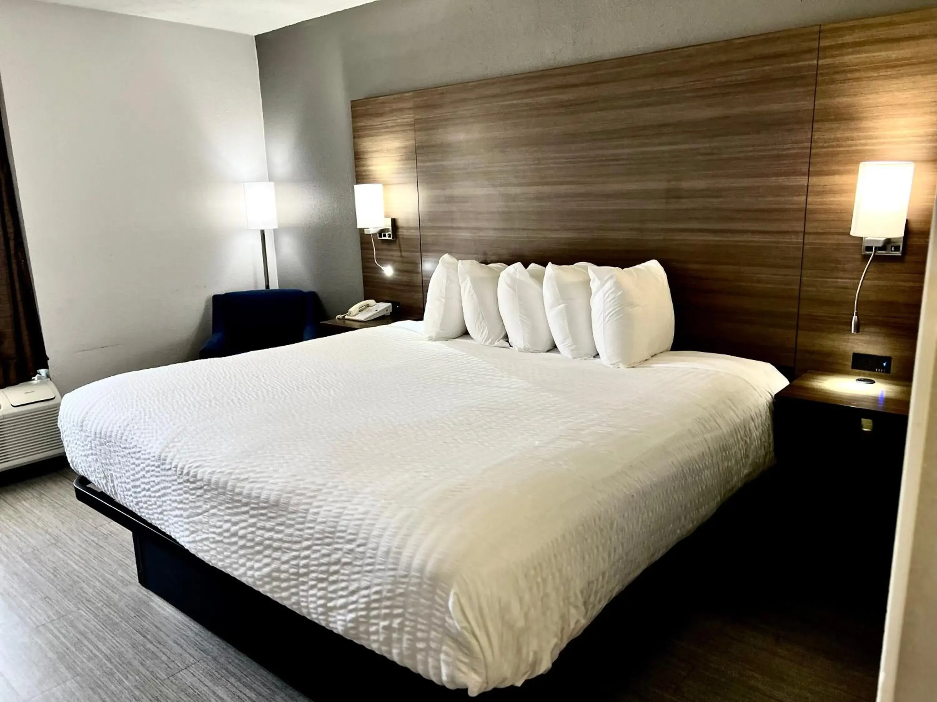 Bed in Clarion Pointe Morrow - Atlanta South Bed in Clarion Pointe Morrow - Atlanta South