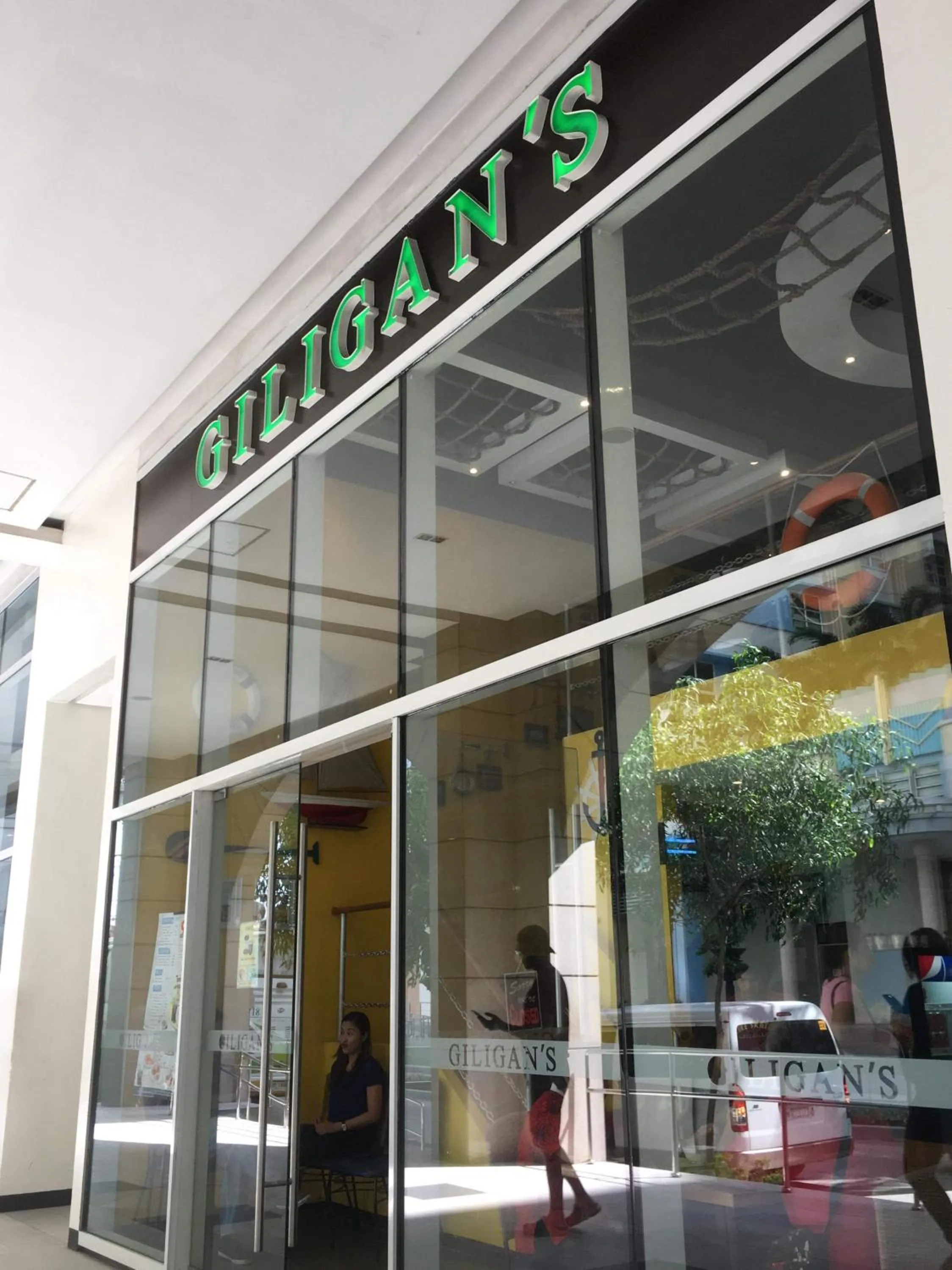 Restaurant/places to eat in Condo 101 Newport