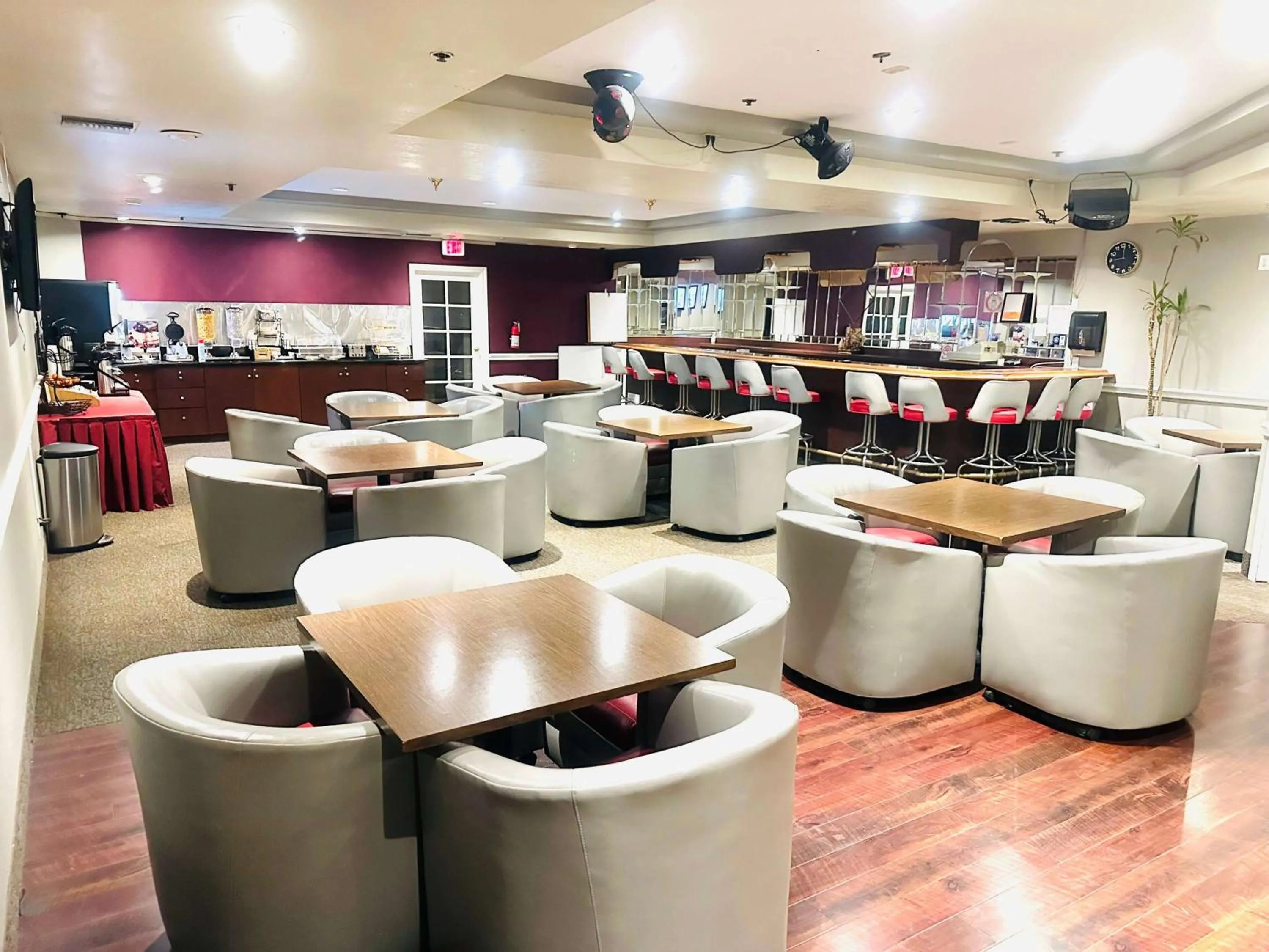 Property building in Ramada Plaza by Wyndham Garden Grove/Anaheim South