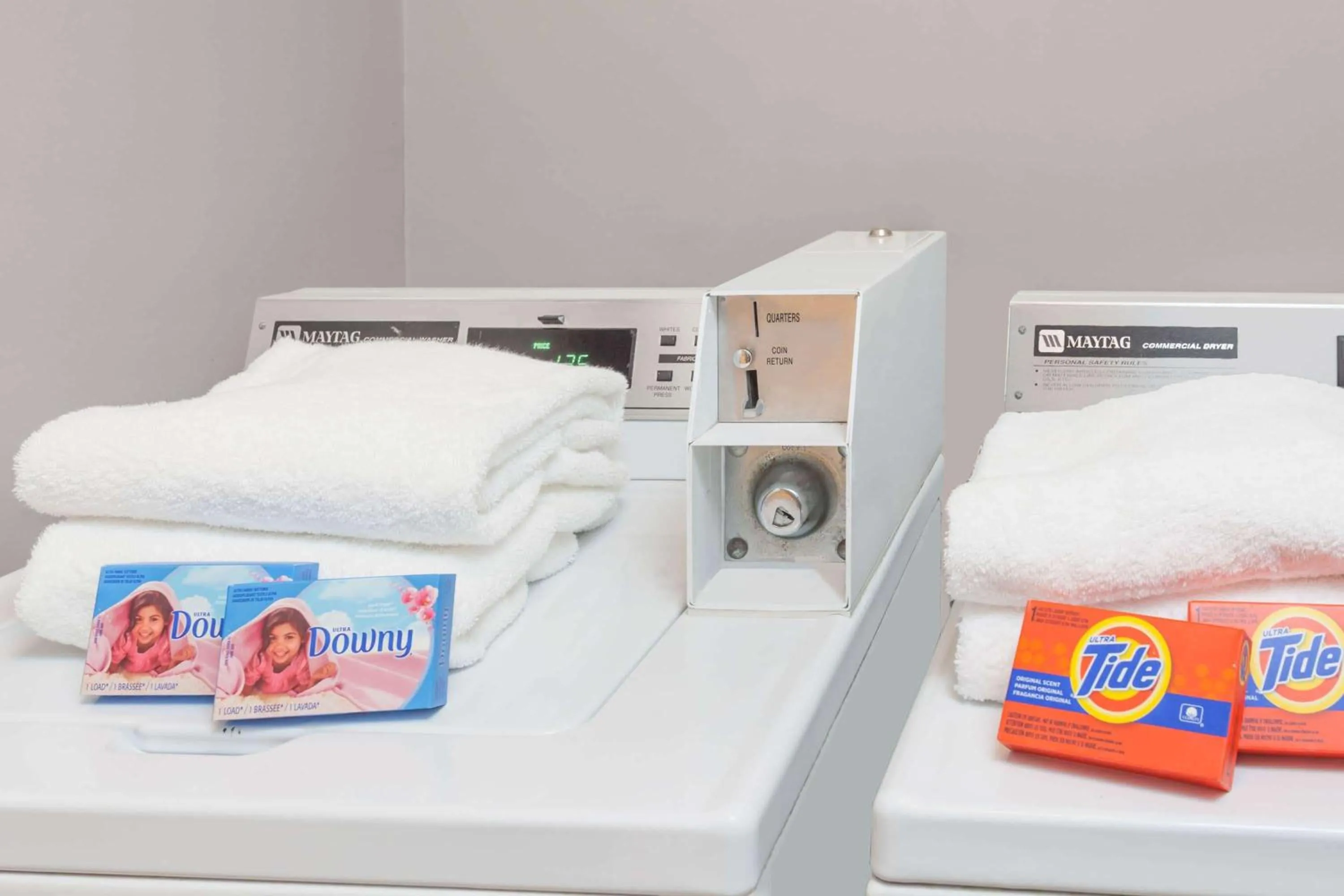 Other, Bed in Ramada Plaza by Wyndham Garden Grove/Anaheim South