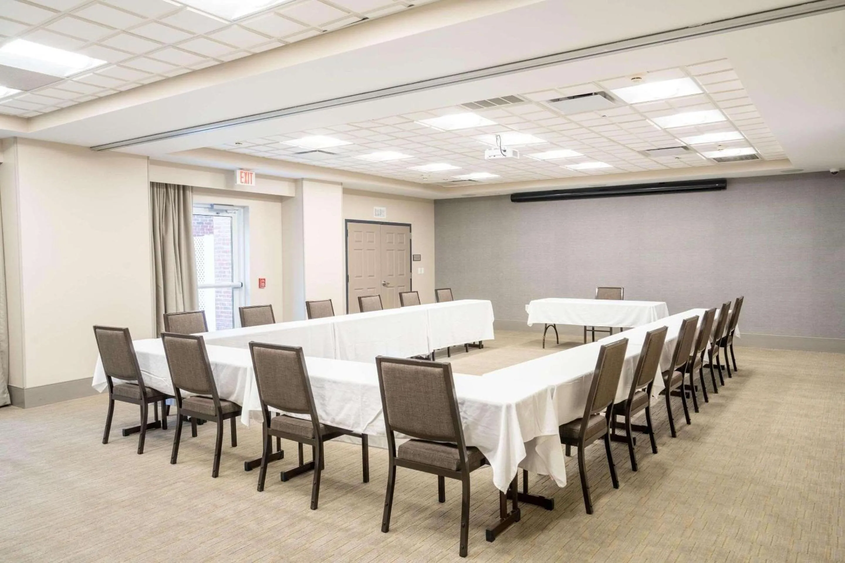 Meeting/conference room in Country Inn & Suites by Radisson, State College Penn State Area , PA