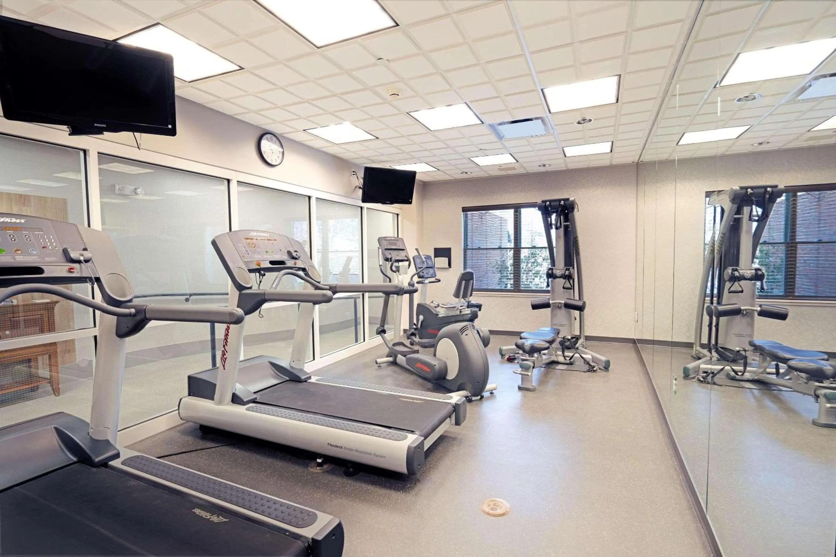 Fitness centre/facilities in Country Inn & Suites by Radisson, State College Penn State Area , PA