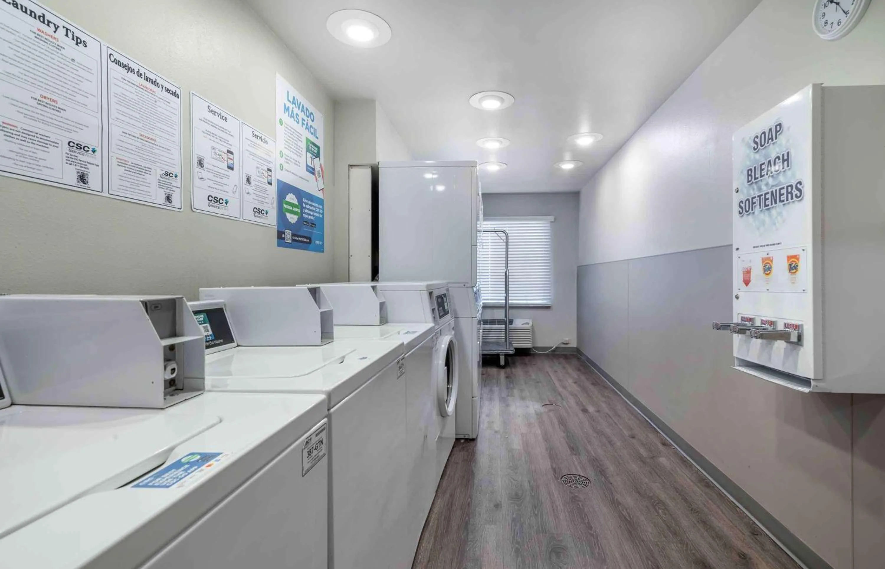 Property building in Extended Stay America Select Suites - Austin - Northwest