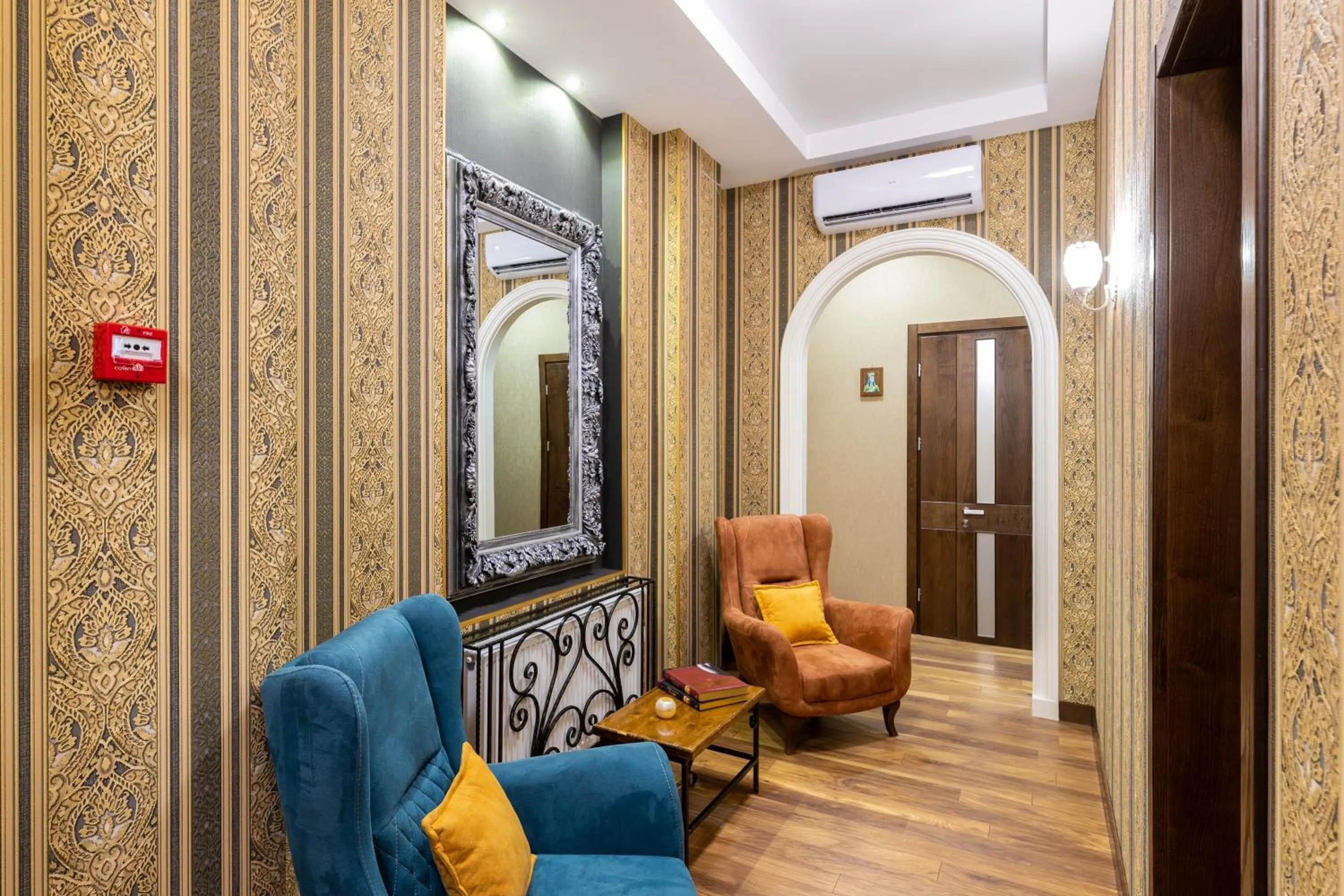 Seating area in Ornament Hotel