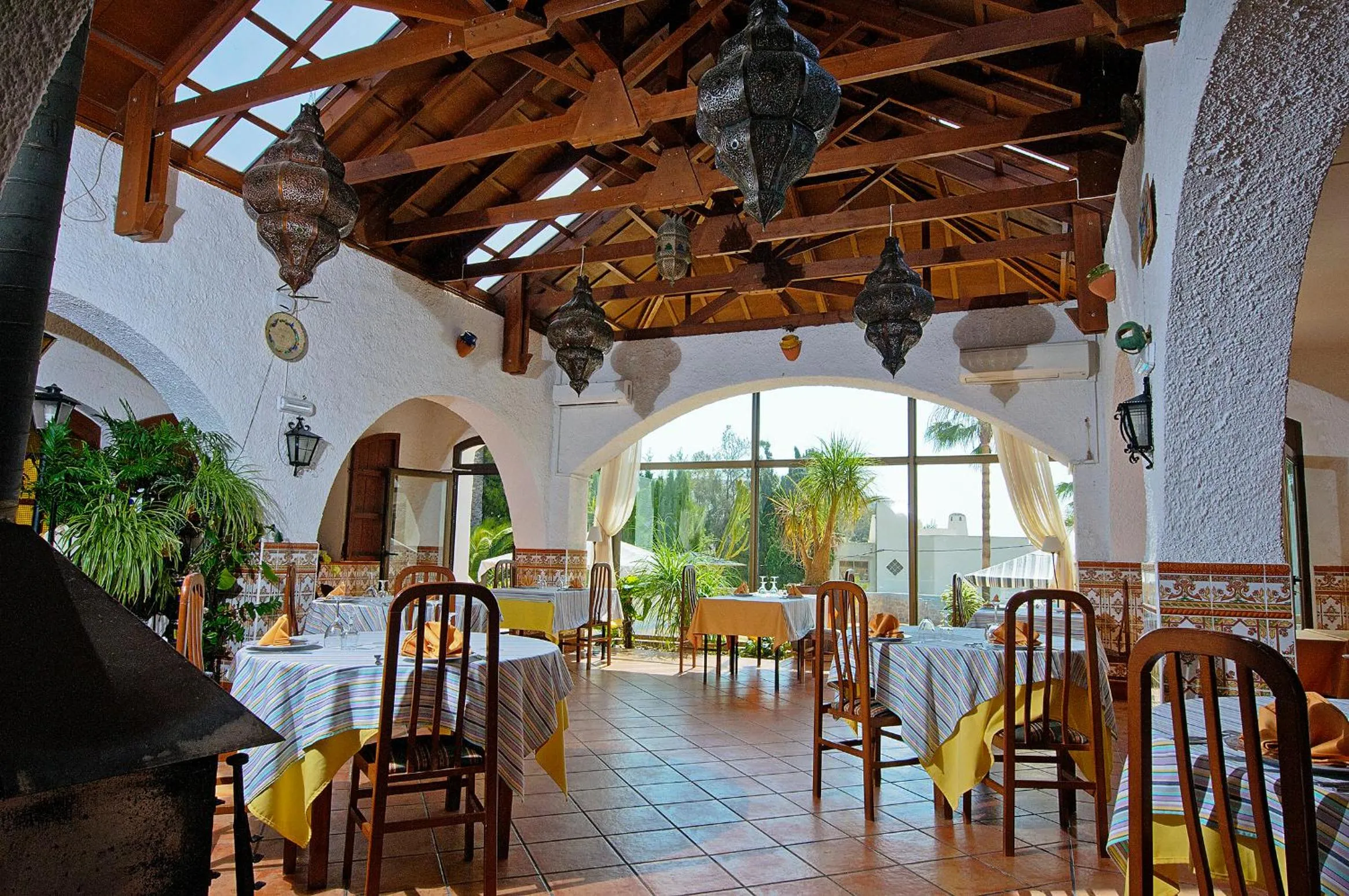 Restaurant/places to eat in Family Agua Amarga
