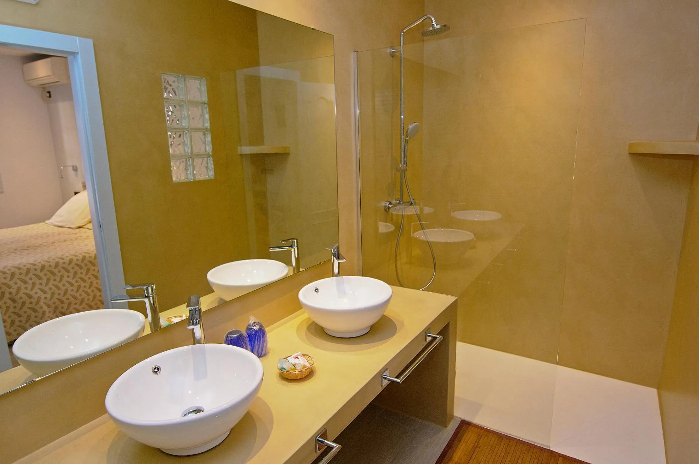 Bathroom in Family Agua Amarga