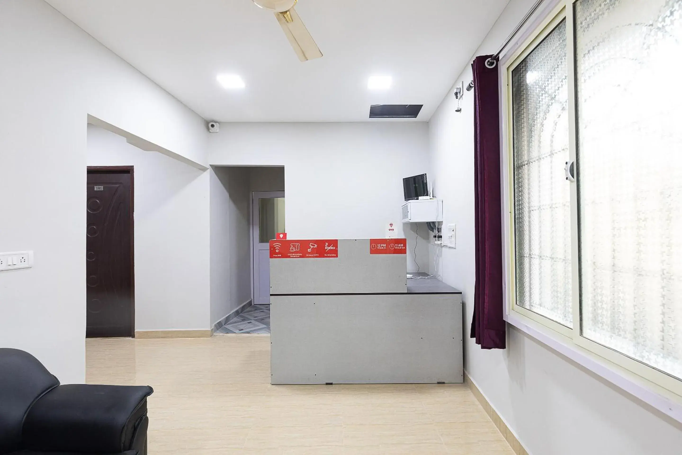 Lobby or reception in Hotel O Nestle inn Lobby or reception in Hotel O Nestle inn