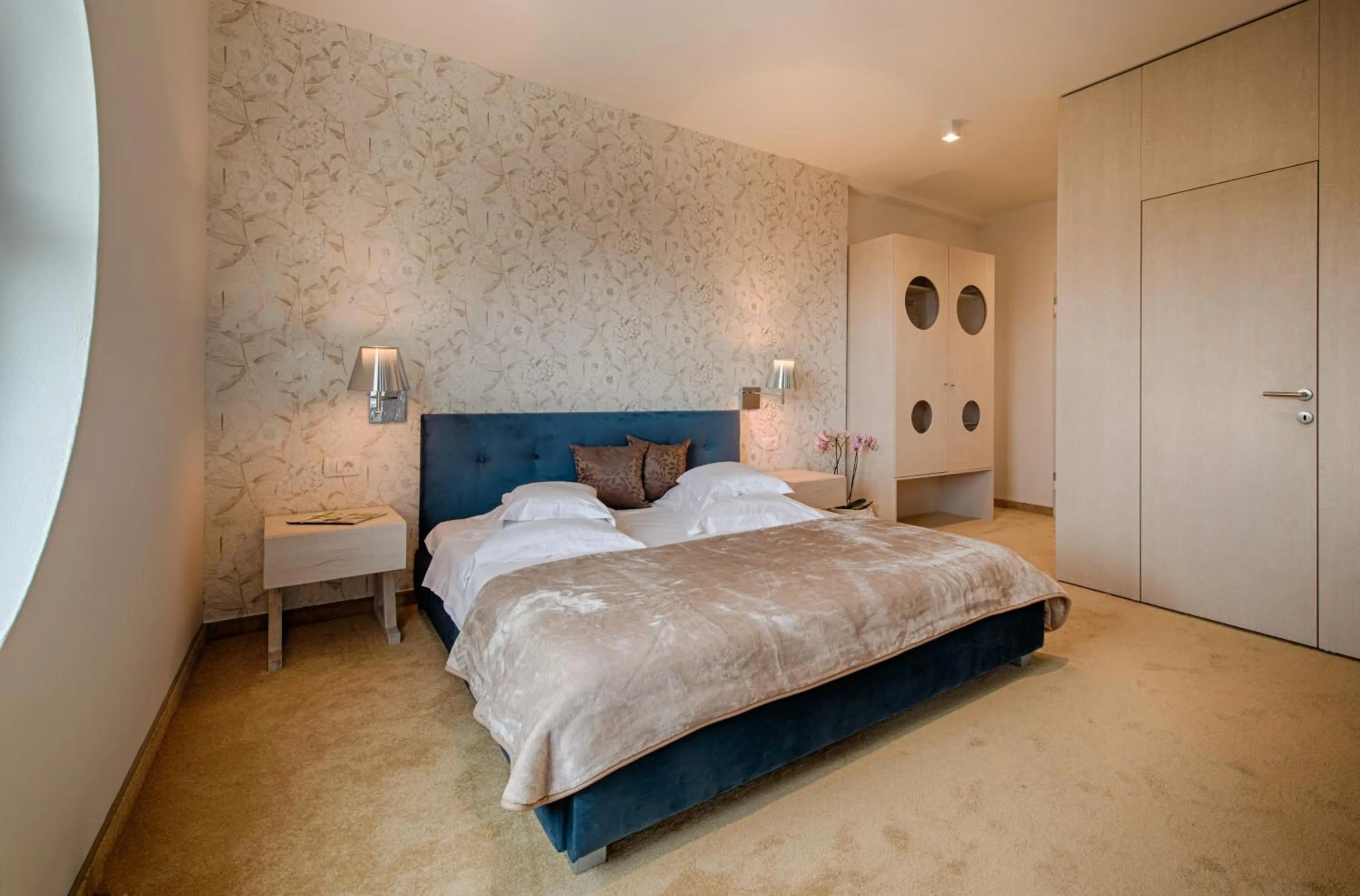 Bed in Boban Luxury Suites