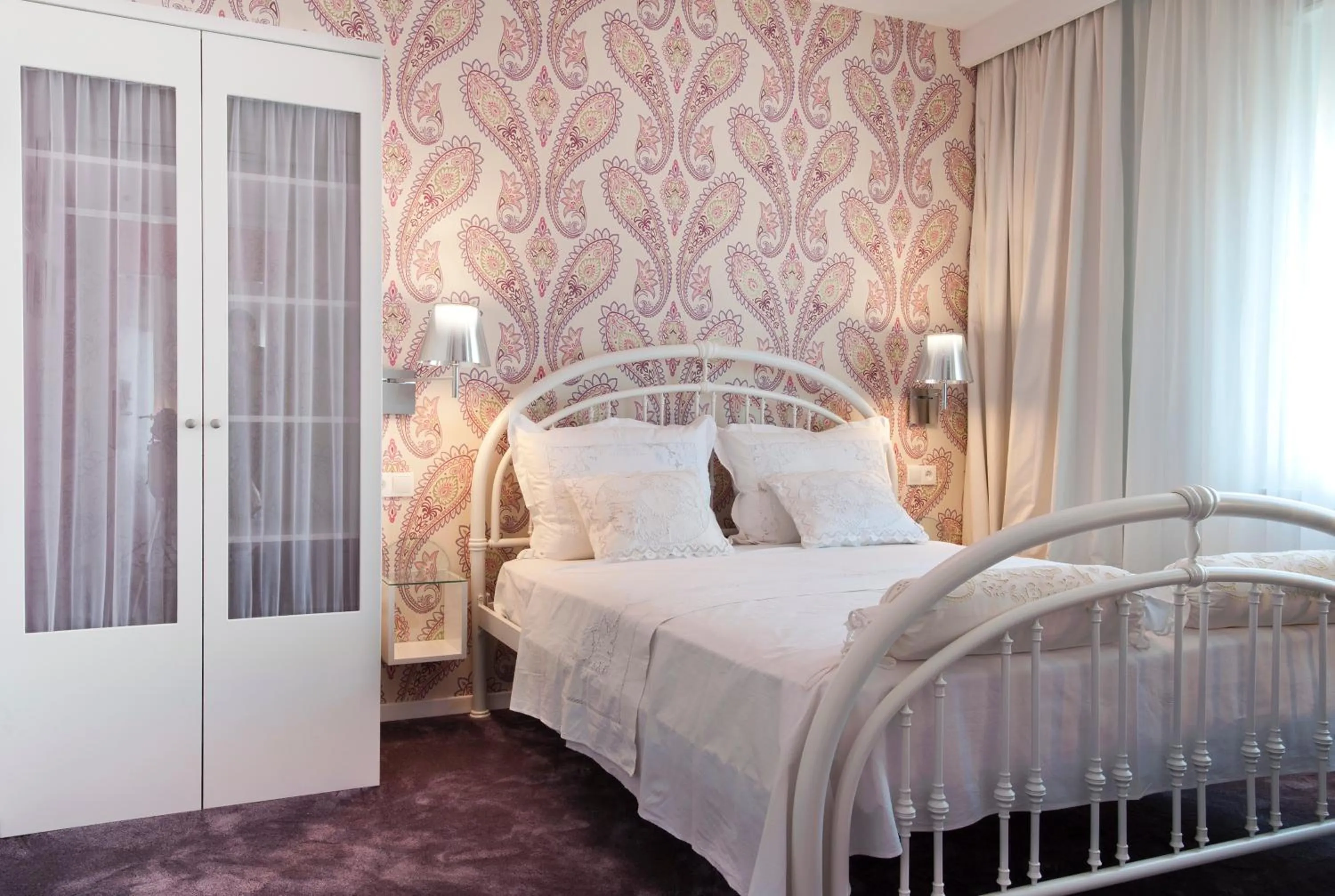 Bed in Boban Luxury Suites