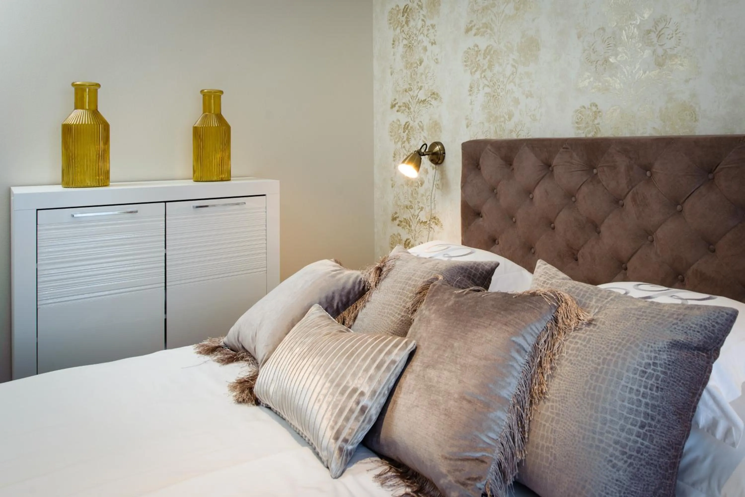 Bed in Boban Luxury Suites