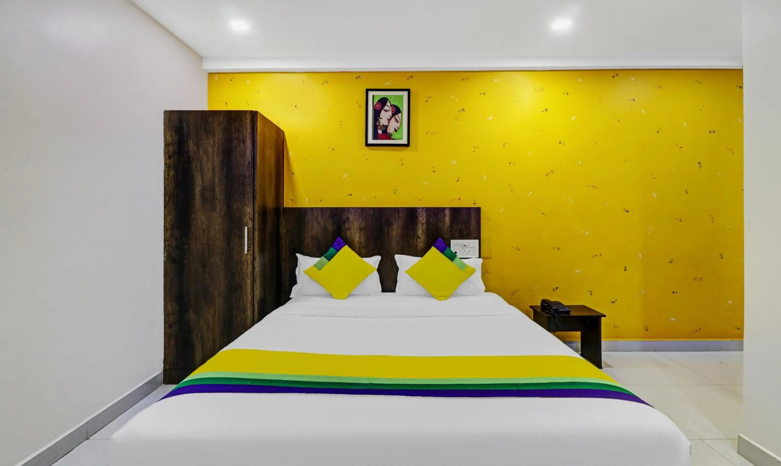 Bedroom in Itsy Hotels Harsha Comforts,600 Mts From Coffee Museum