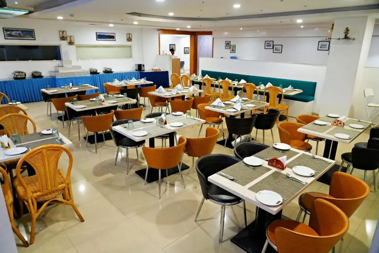 Restaurant/places to eat in Bay View Hotel Vizag Restaurant/places to eat in Bay View Hotel Vizag
