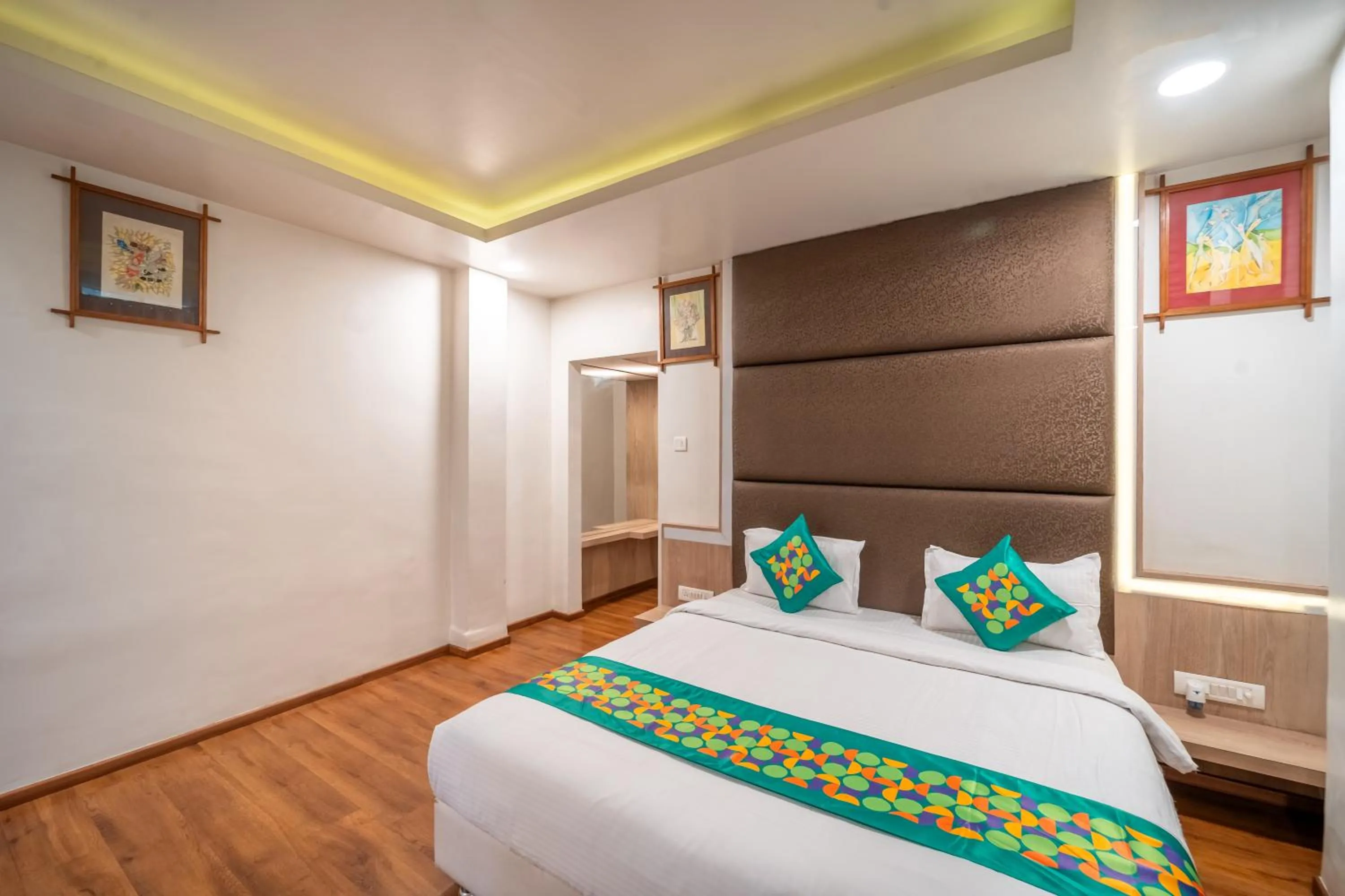 Bedroom, Bed in Treebo Kamal Regency