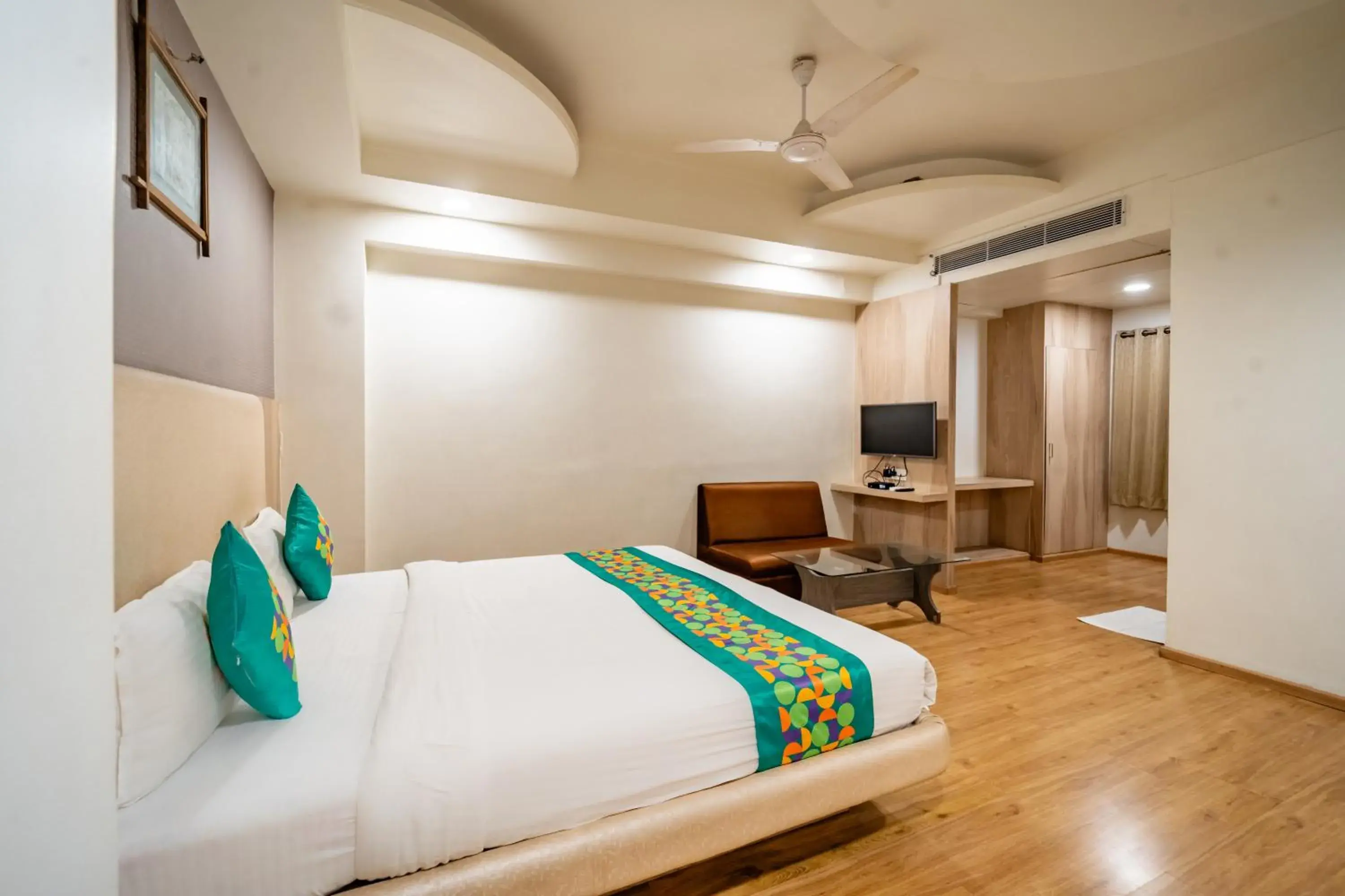 Bedroom, Bed in Treebo Kamal Regency Bedroom, Bed in Treebo Kamal Regency